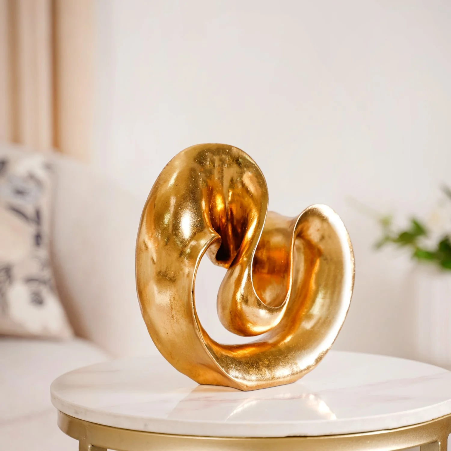Abstract Fluid Accent Showpiece Gold - Image 3
