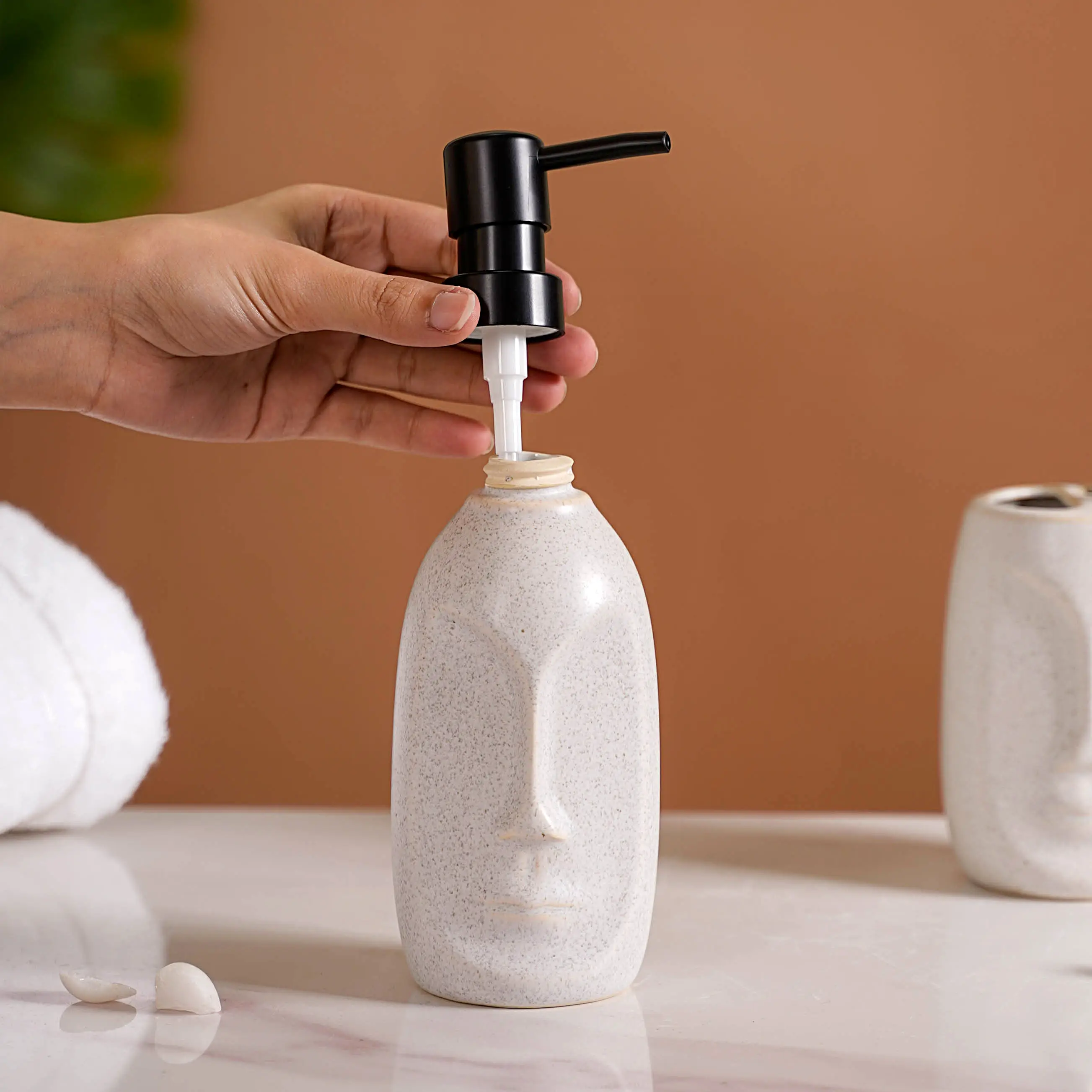 Art Face Bath Set Of 3 - Image 8