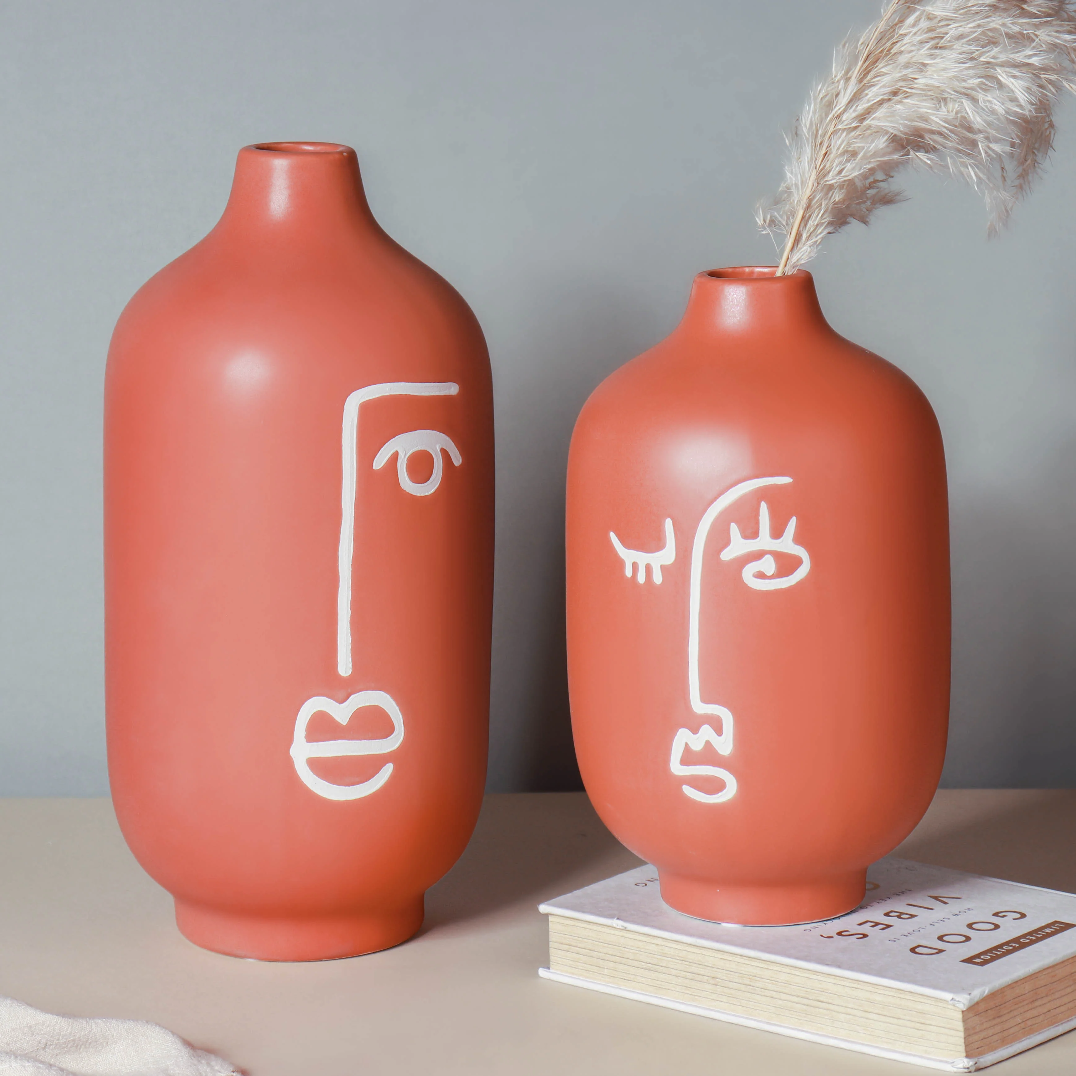 Artistic Face Vase Large - Image 6