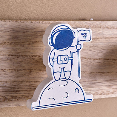 Astronaut Wall Hook - Image 6