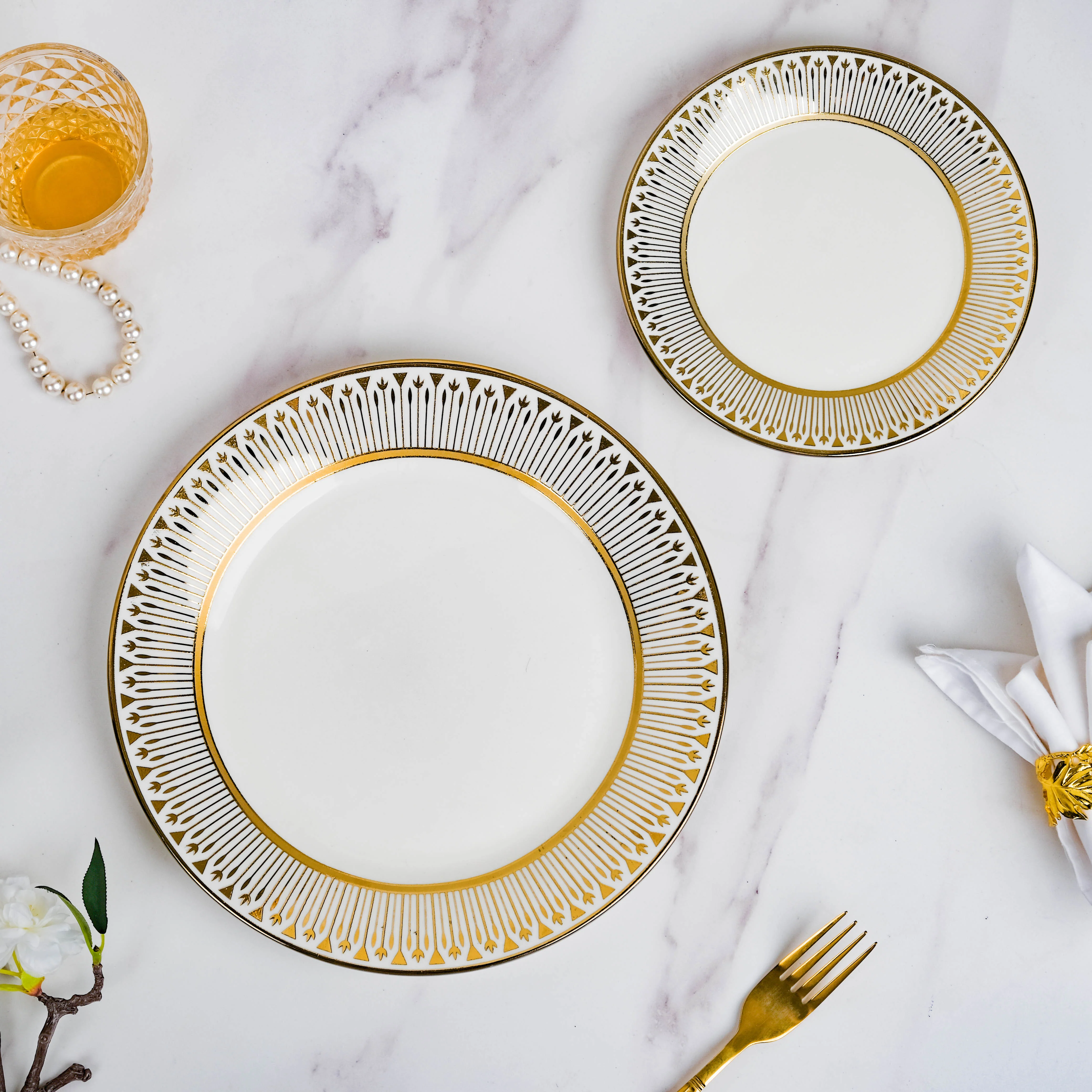 Aurelea Abstract Dinner Plate - Image 11