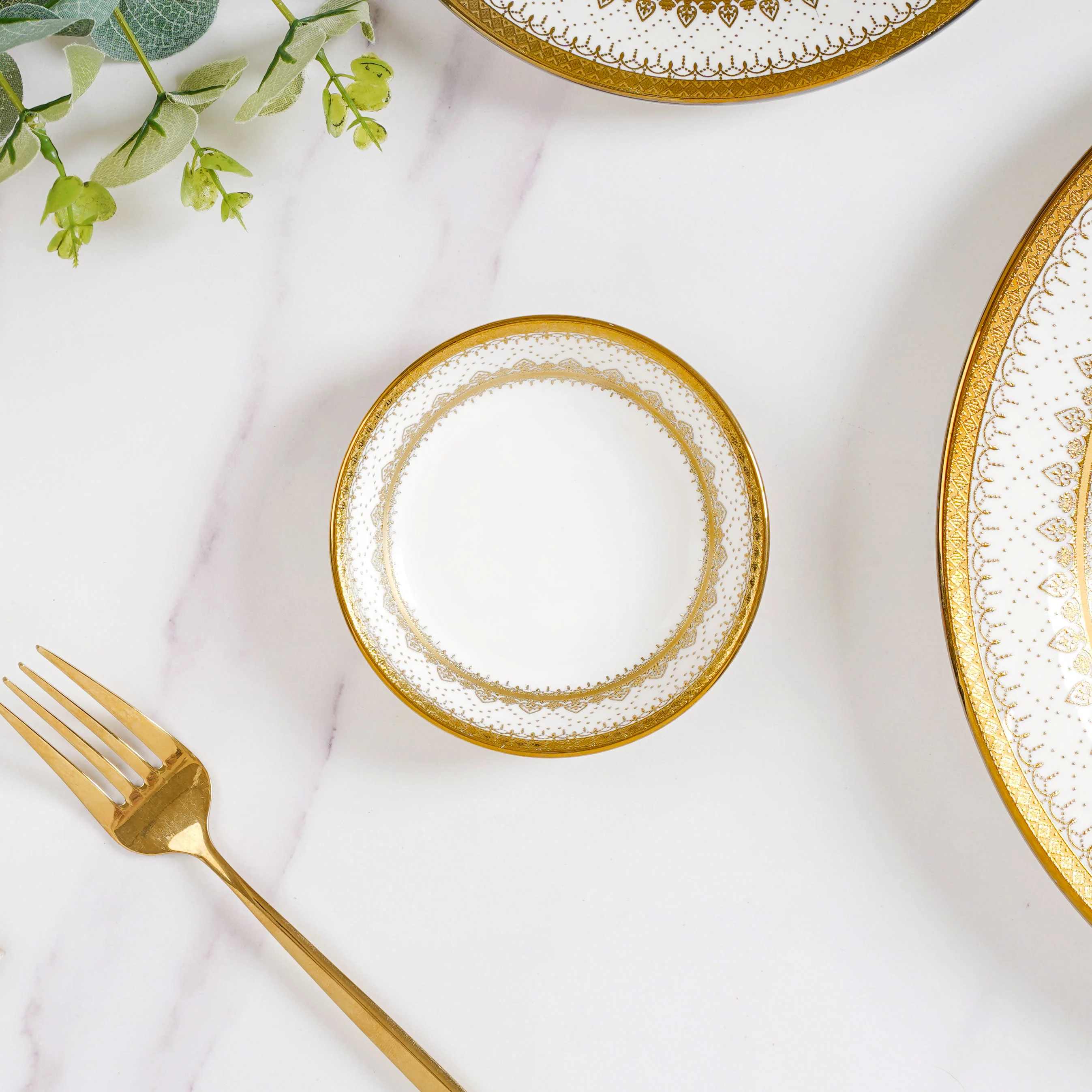 Aurelea Festive 27 Piece Dinner Set For 6 - Image 16