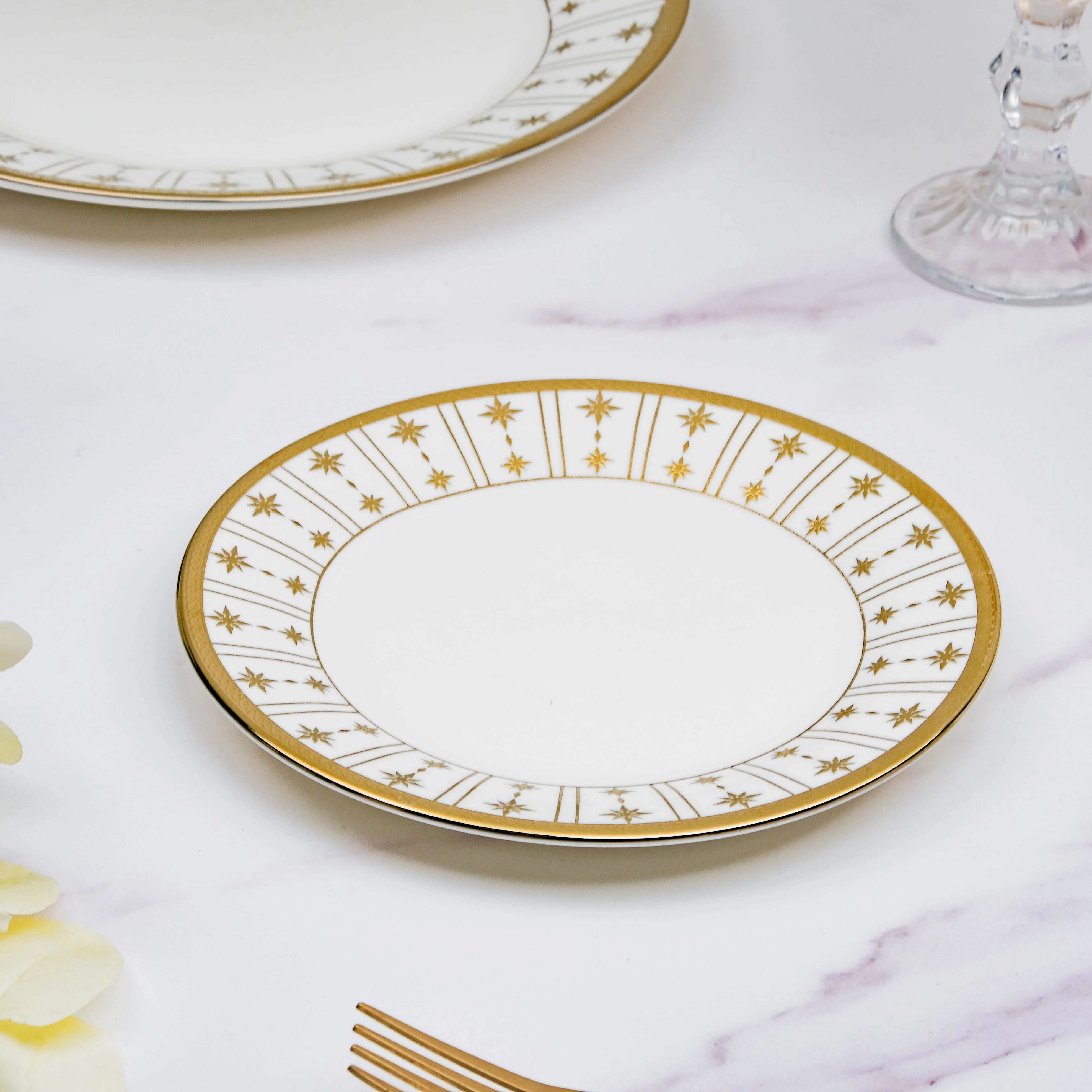 Aurelea Star Salad Plate - Image 6