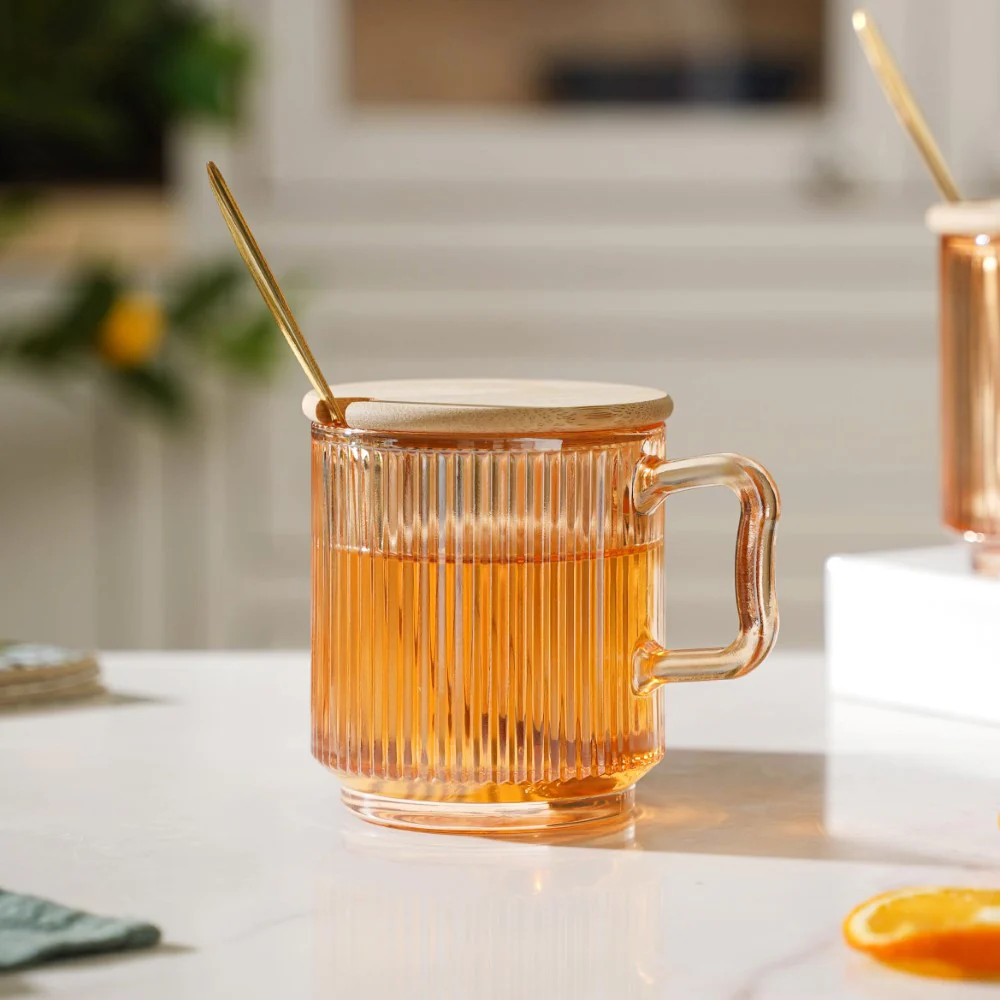 Aurora Ribbed Amber Glass Mug With Lid And Spoon Set Of 2 350 ml - Image 8