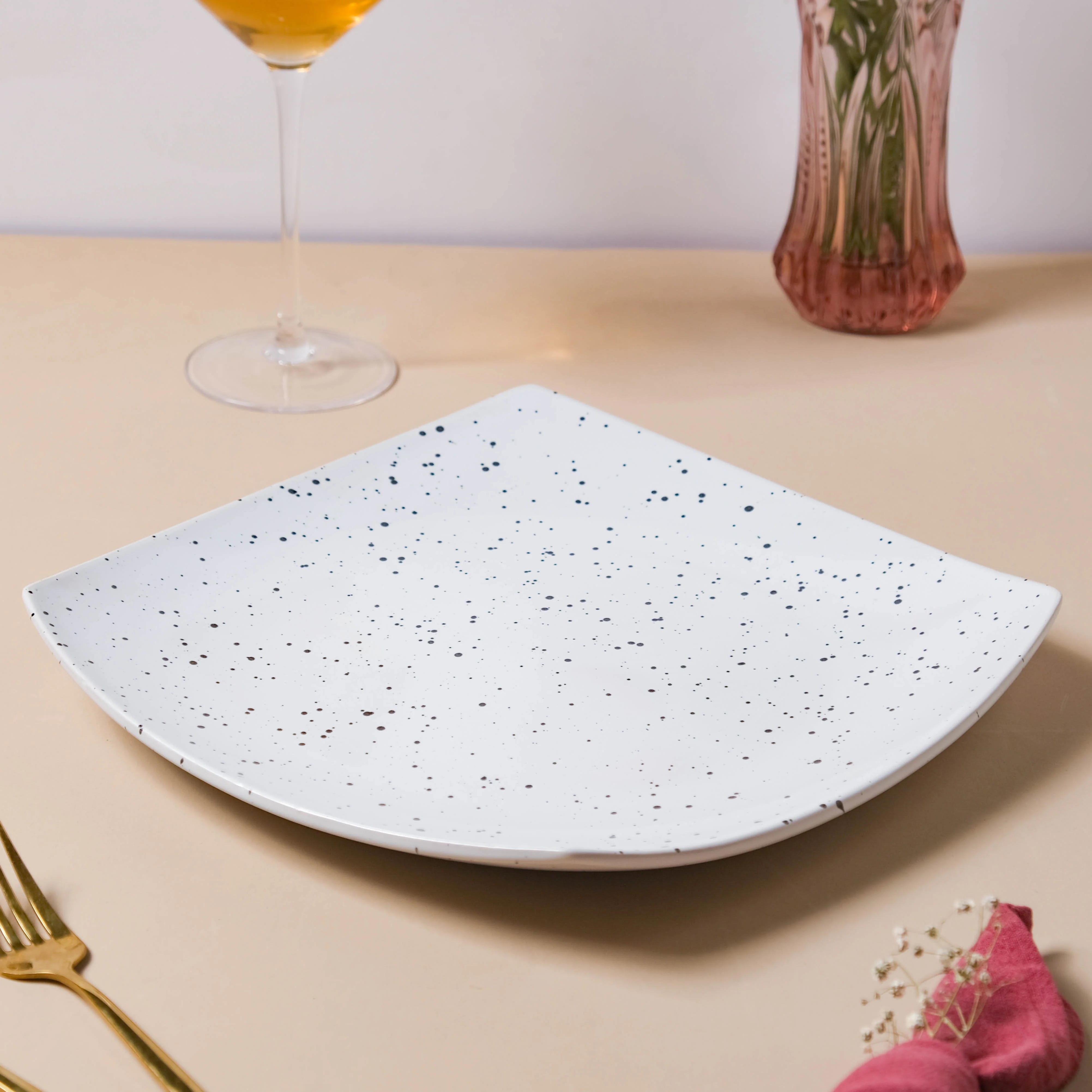 Aylin White Textured Dinner Plate 10.5 Inch - Image 3