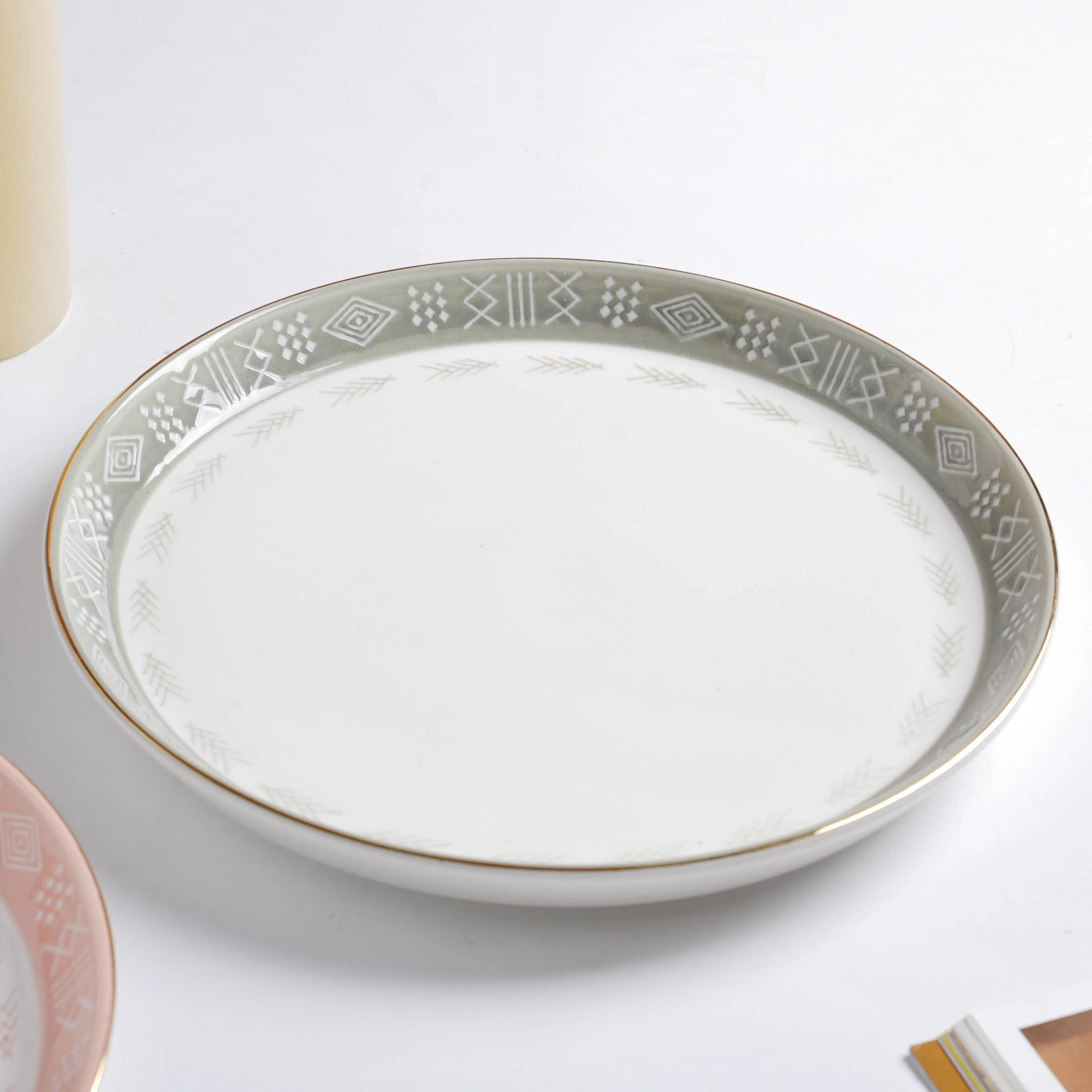 Azo Dinner Plate - Image 13