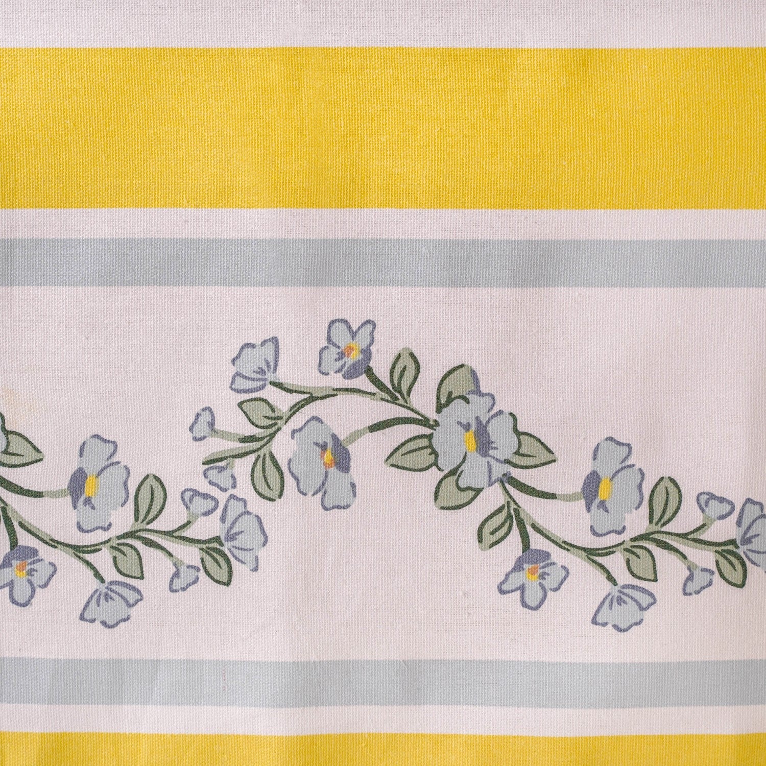 Azzurro 8 Seater Dining Table Cloth 274x152cm - Image 3