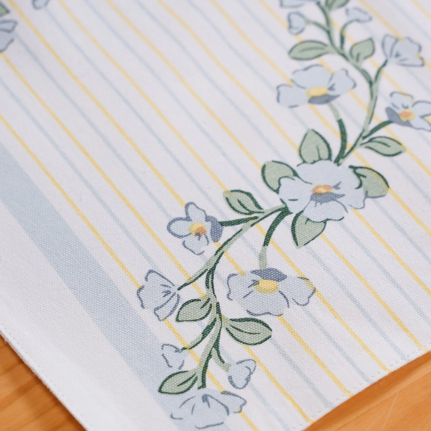 Azzurro Place Mat Set Of 6 - Image 8