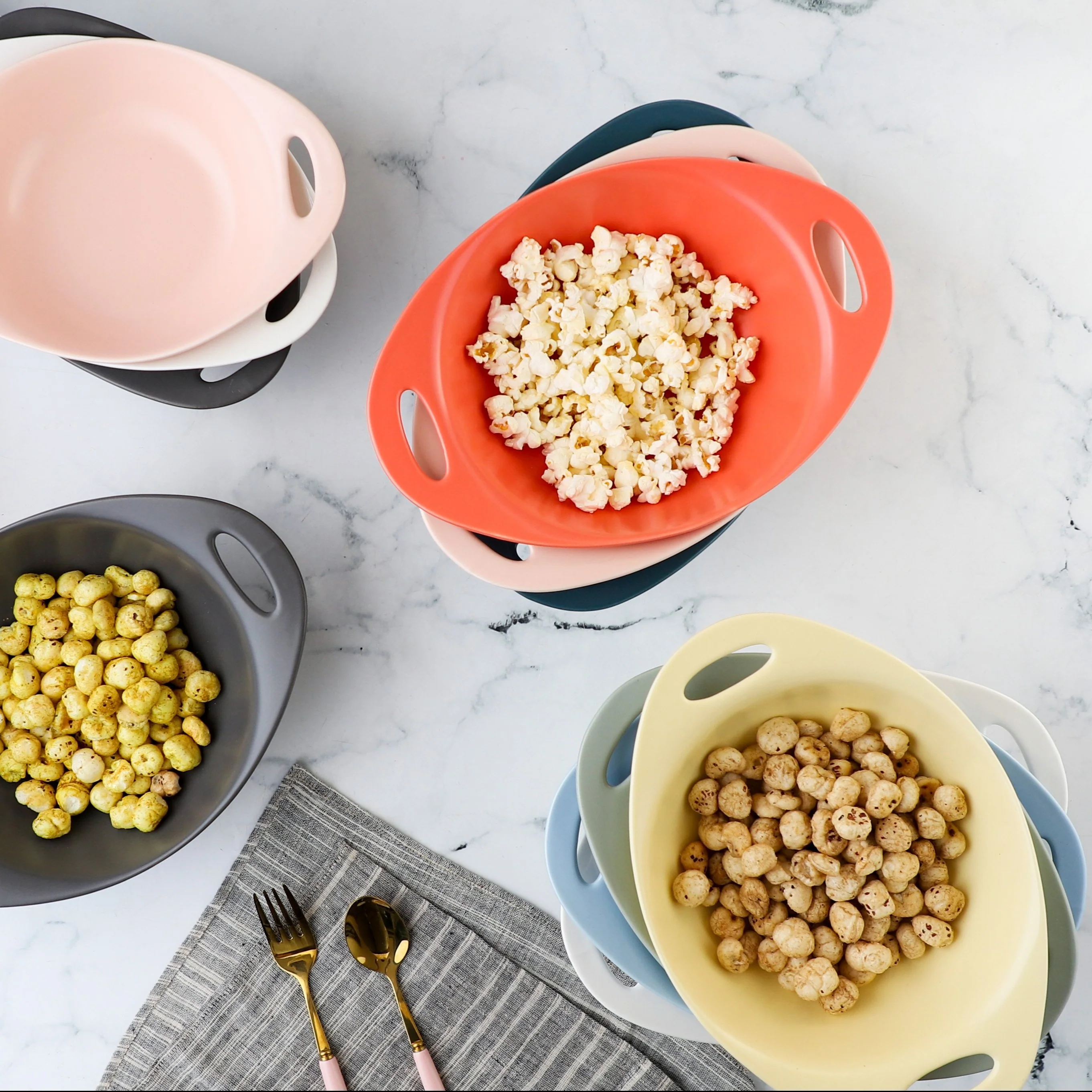 Baking Bowl With Handles Large - Image 9