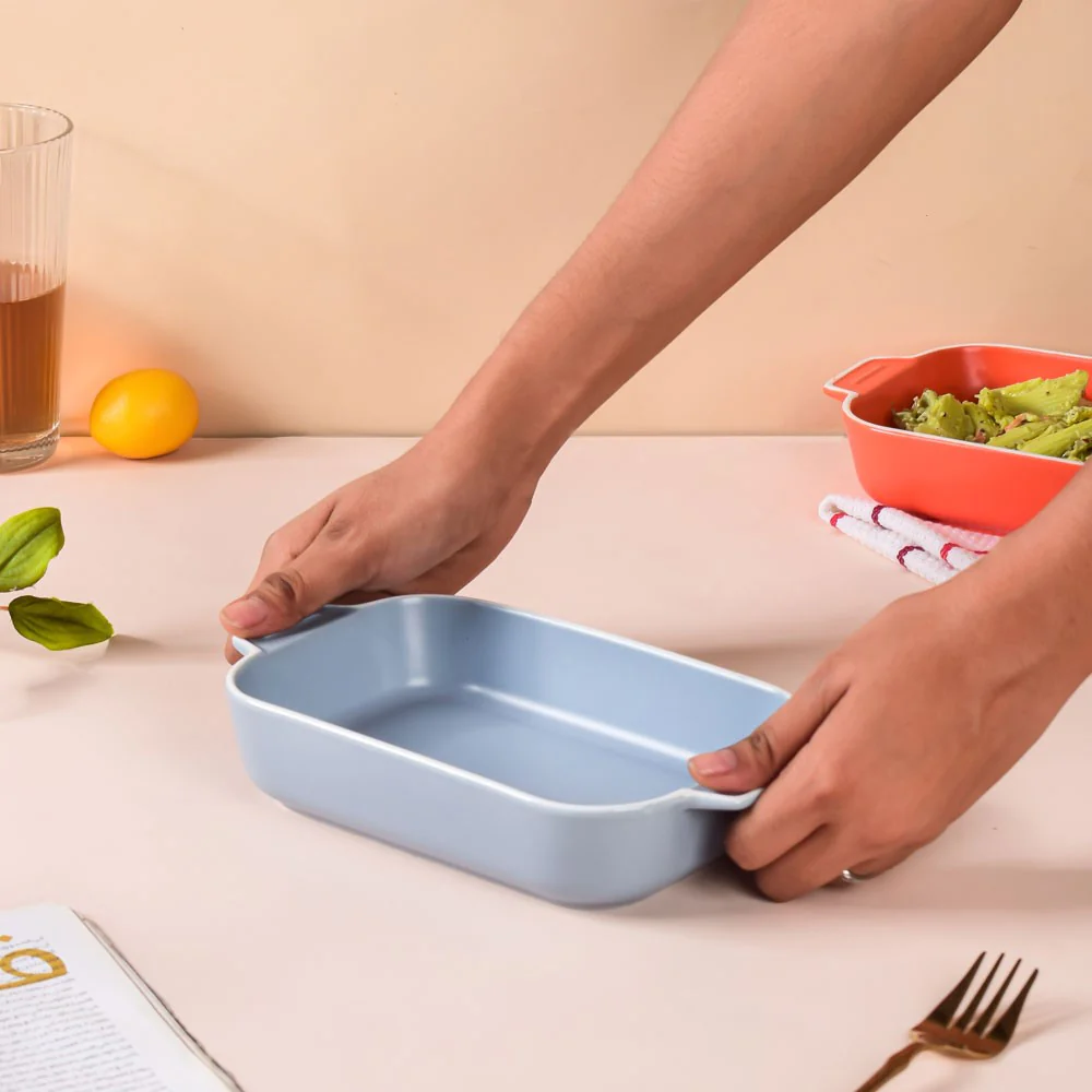 Baking Pan With Handles - Image 8
