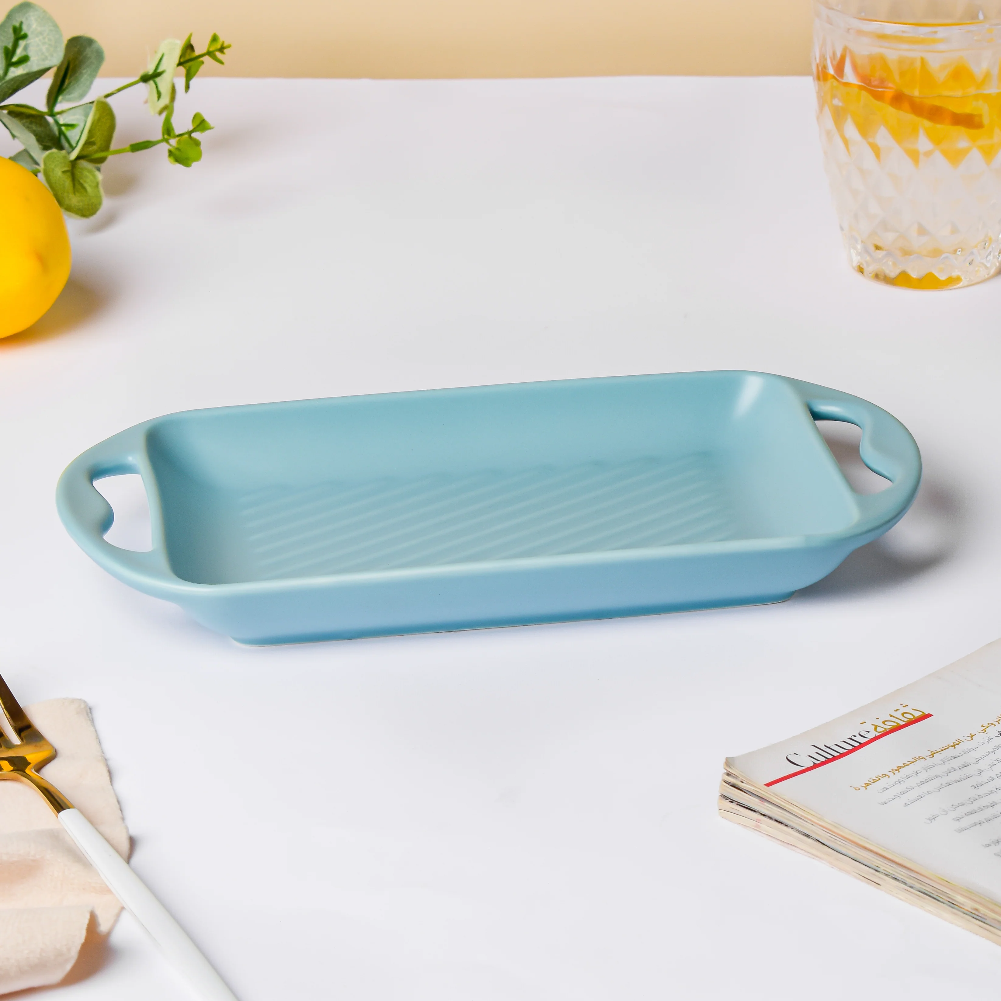 Baking Tray With Handle Blue - Image 7