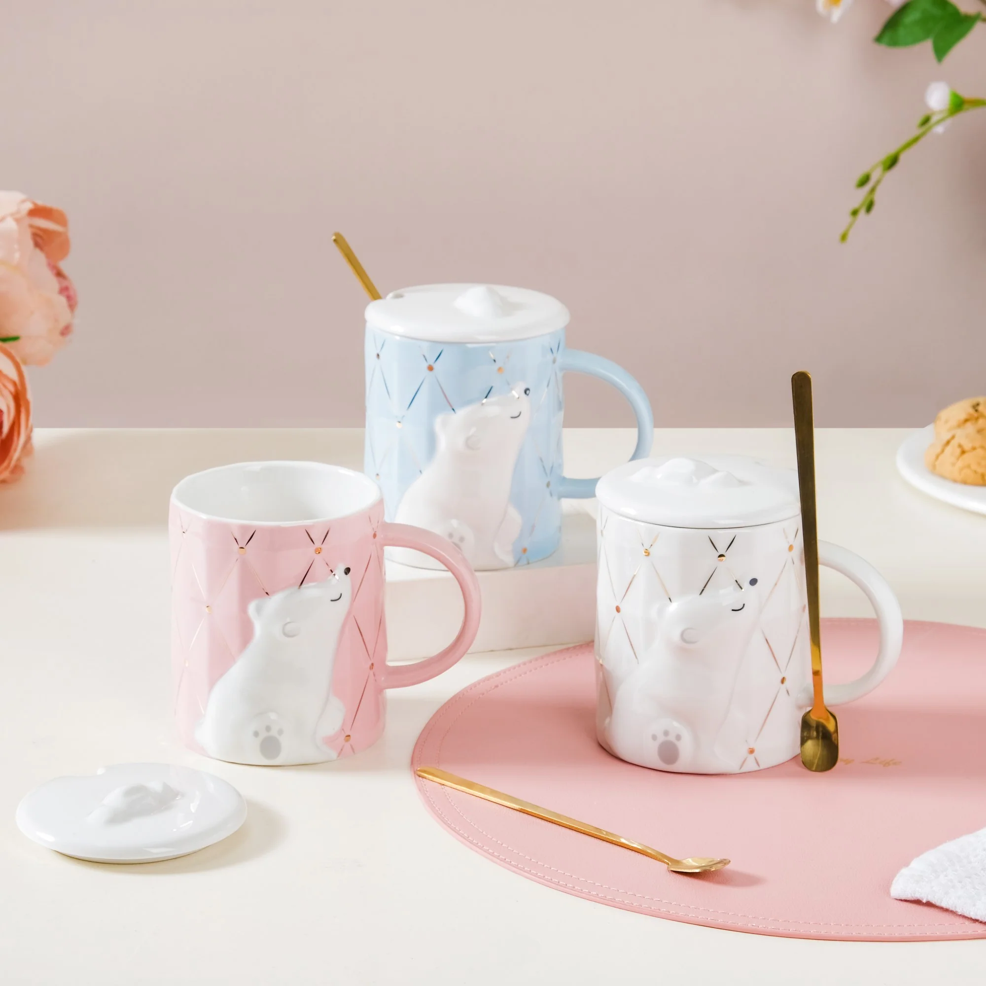 Bear Mug With Lid And Spoon - Image 12