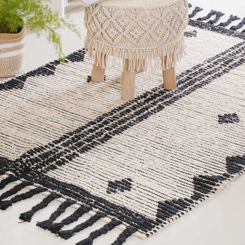 Black and Beige Hand Woven Carpet for Living Room - Image 2