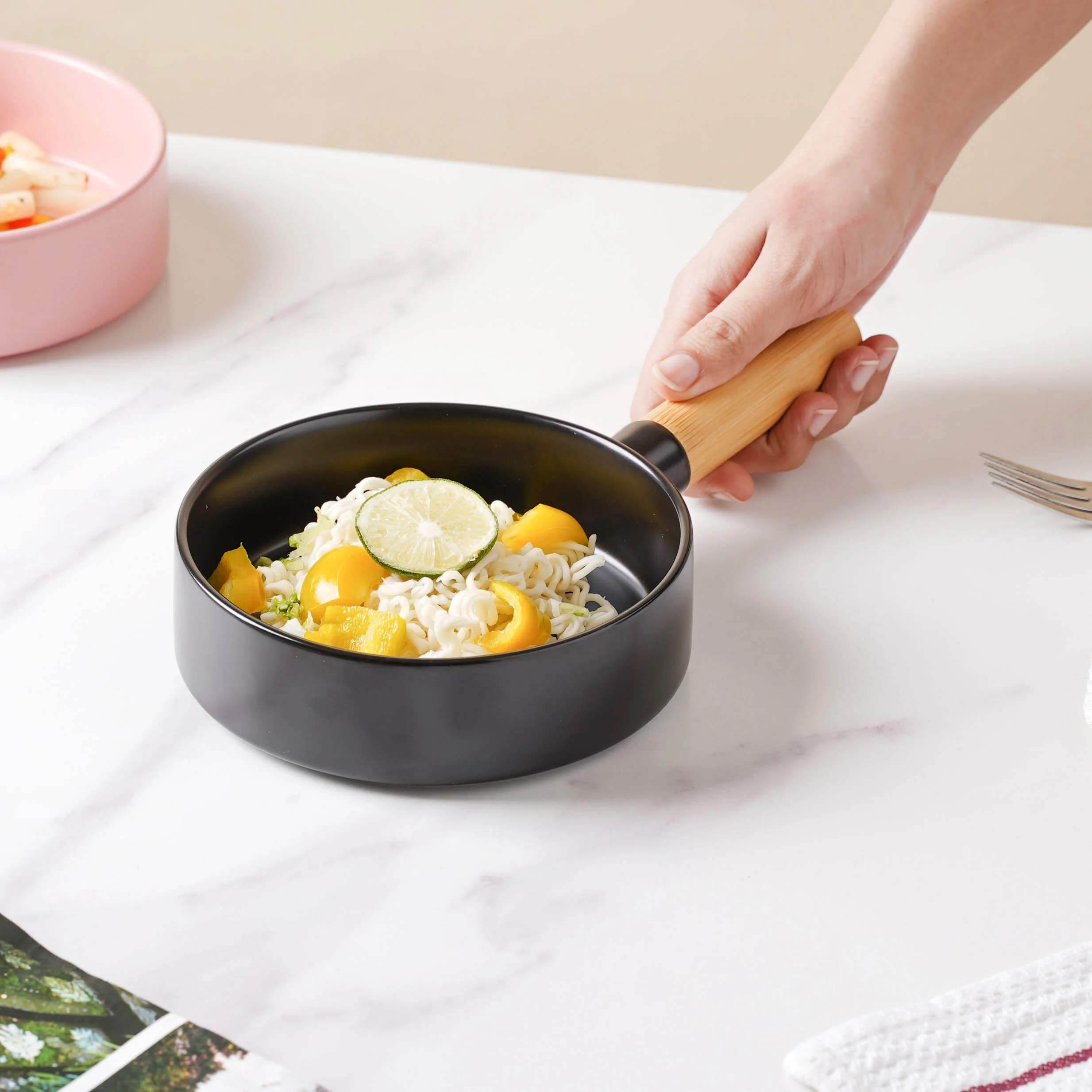 Black Berry Baking Pan With Handle - Image 3