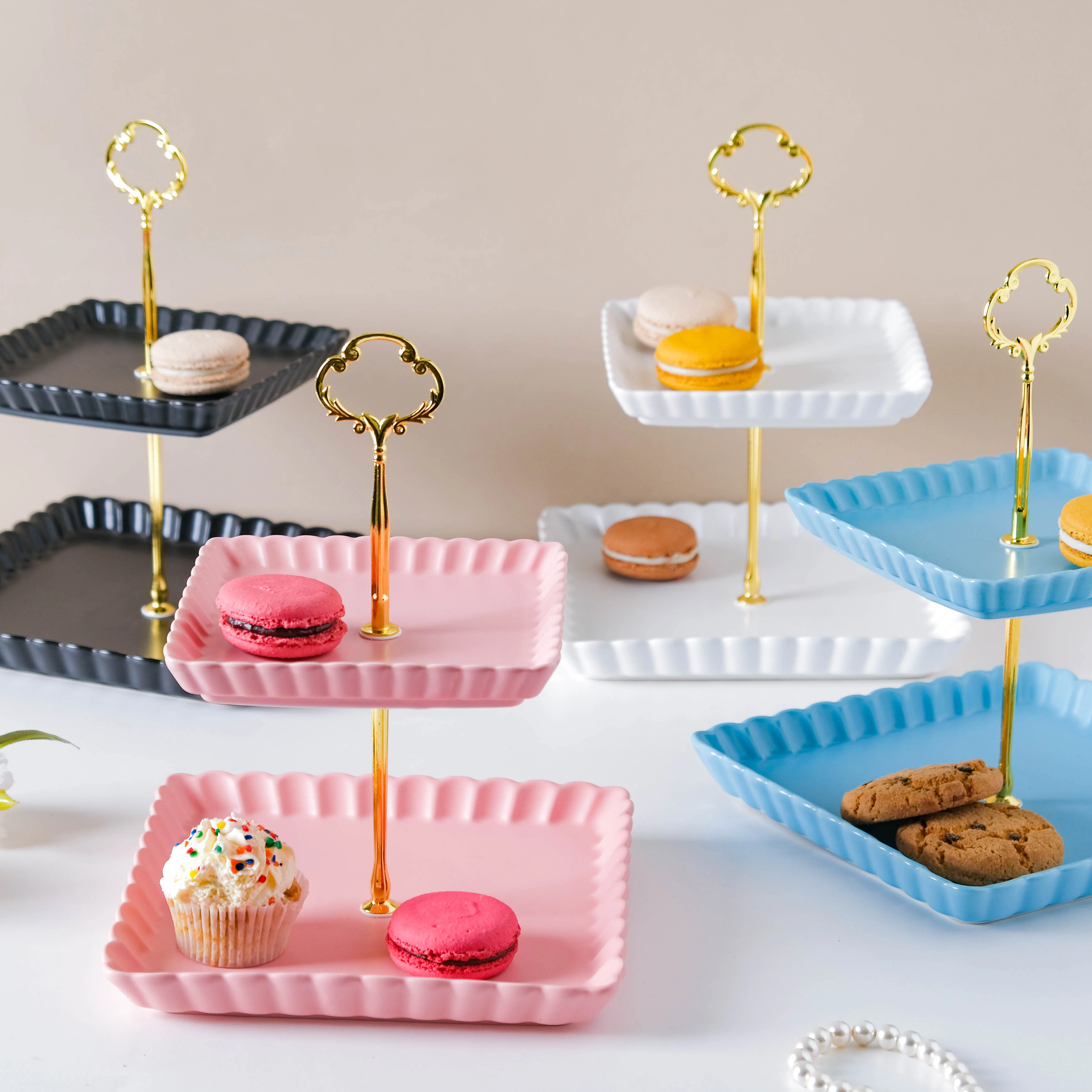 Black Berry Square 2-tier Cupcake Stand - Image 8