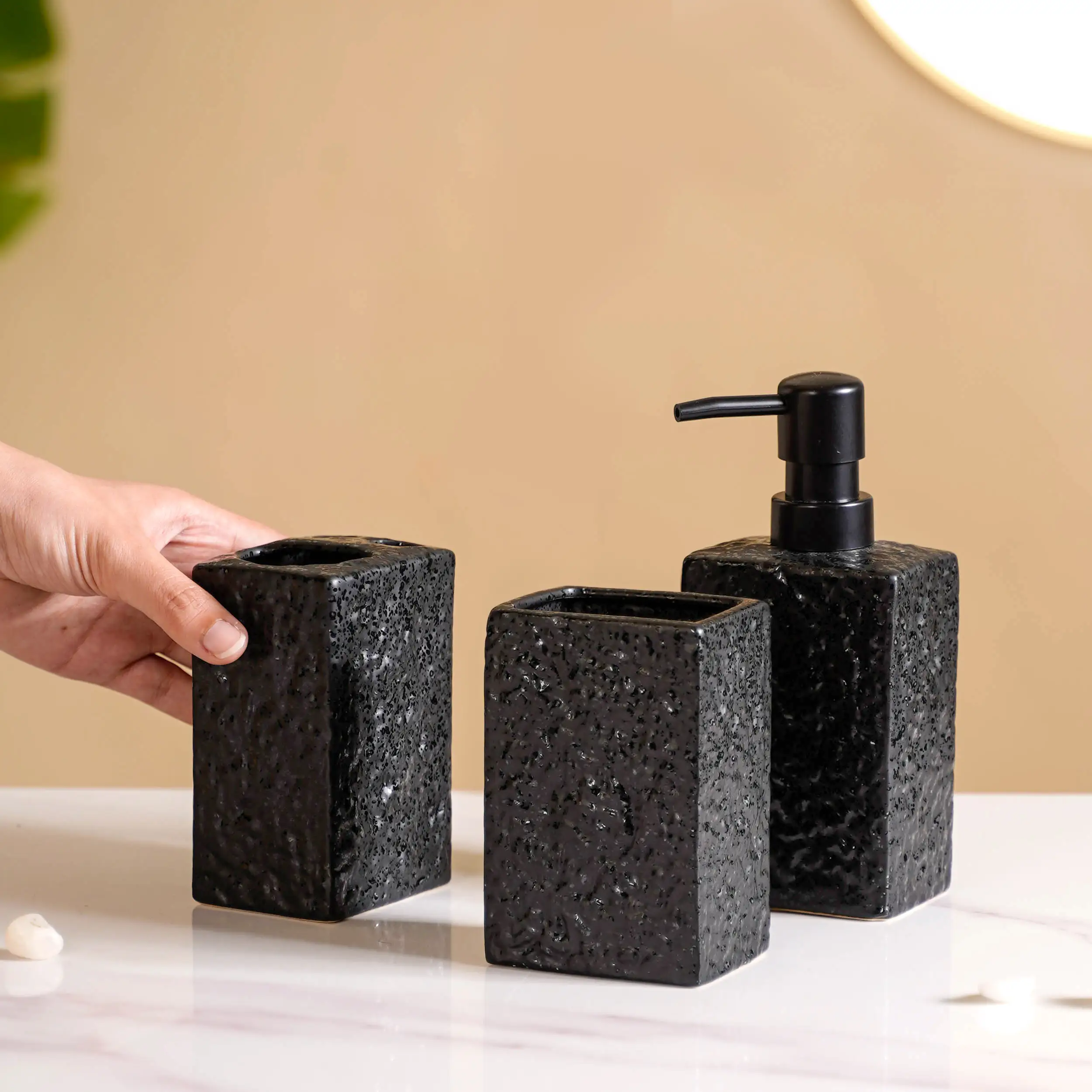Black Ceramic Bath Set Of 3 Stone Textured - Image 2
