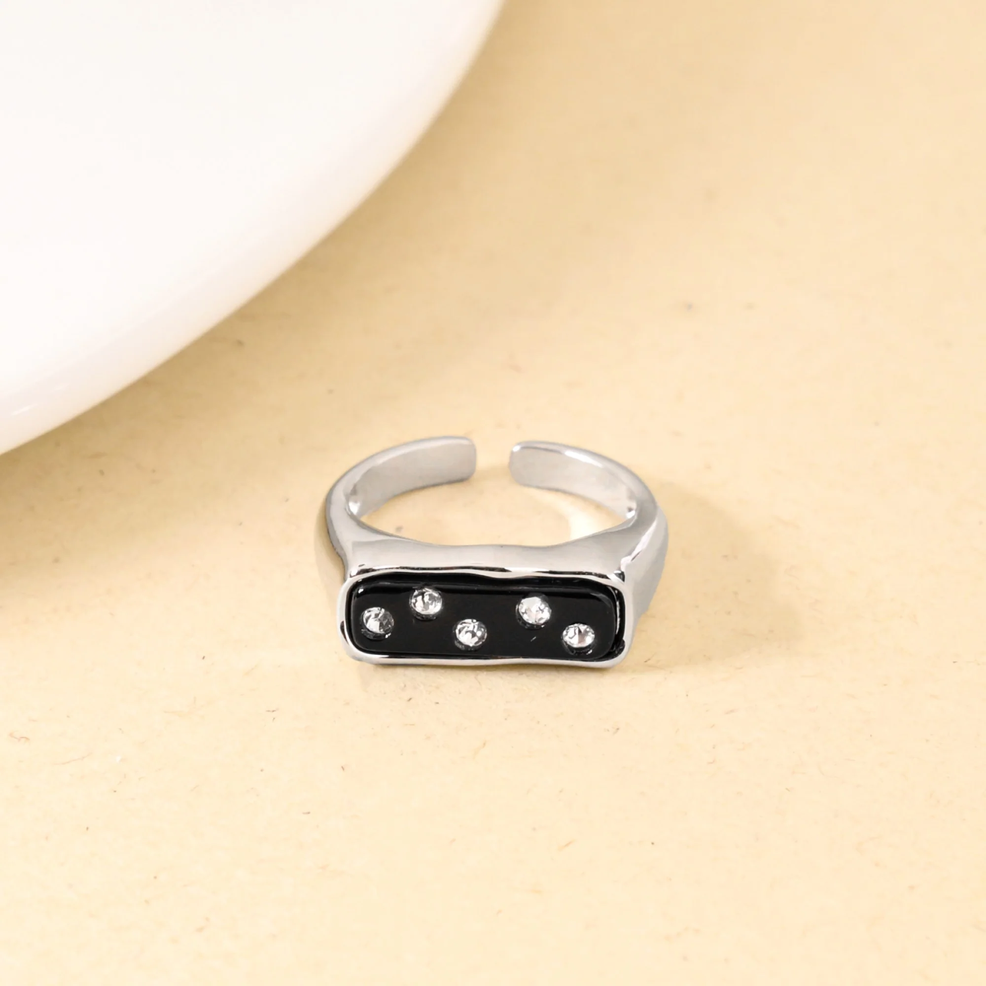Black Domino Stone Studded Silver Ring - Image 5