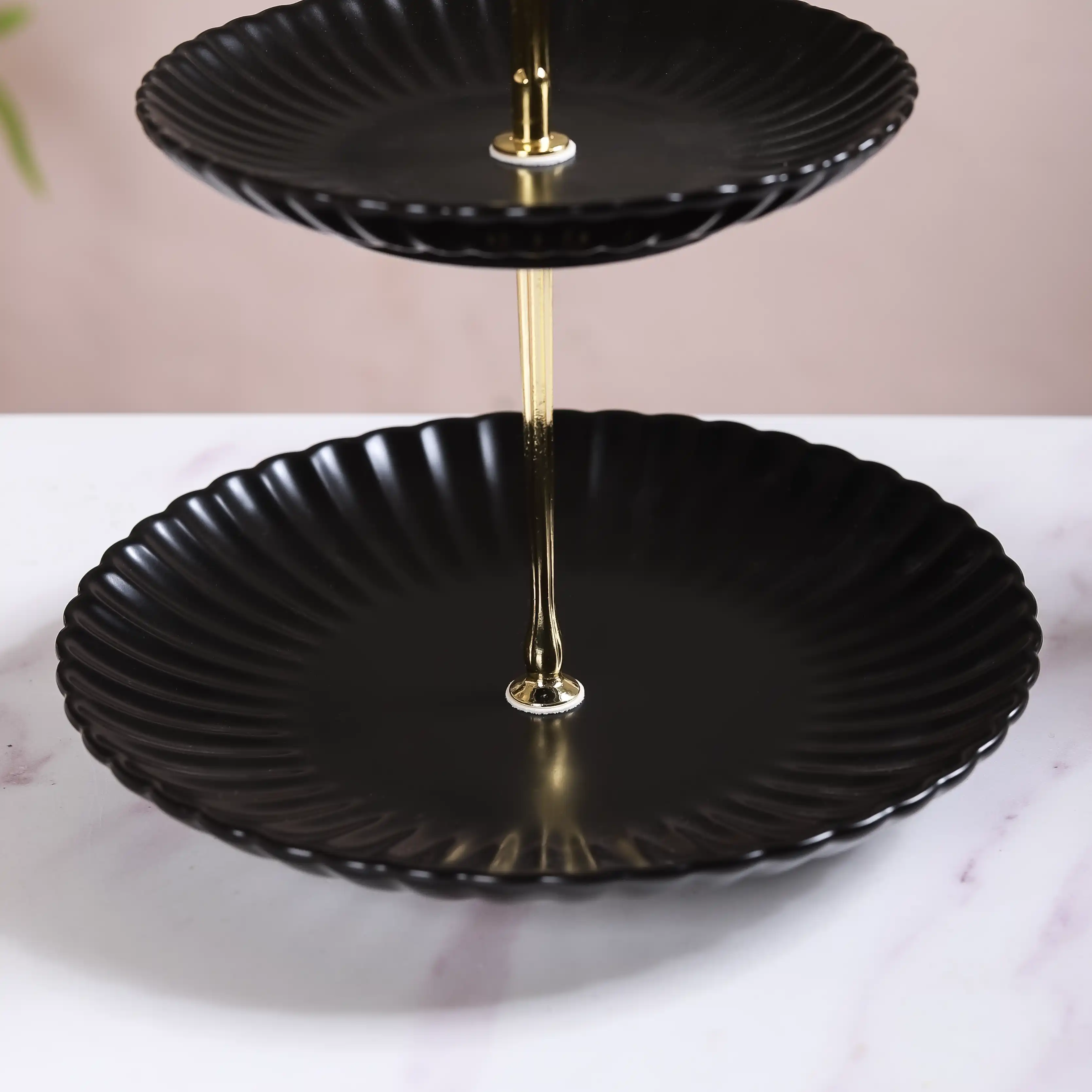 Black Gold 2-Tier Ceramic Cupcake Stand - Image 9
