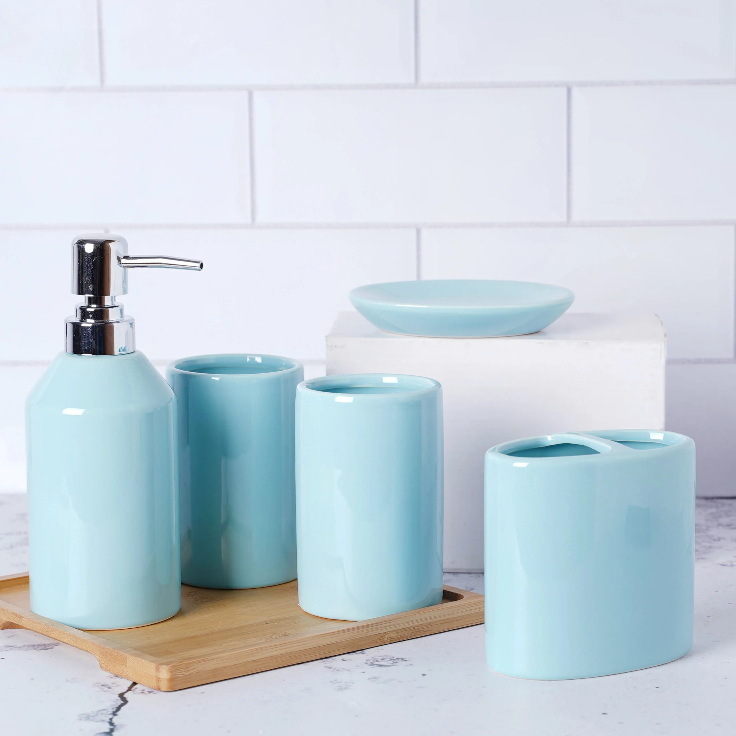 Blue Bathroom Set - Image 3
