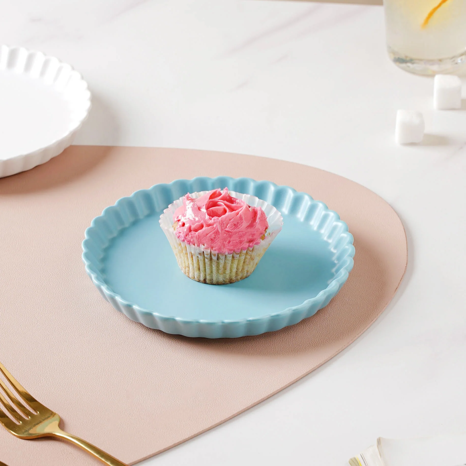 Blue Heaven Baking Pan 6 Inch - Image 3