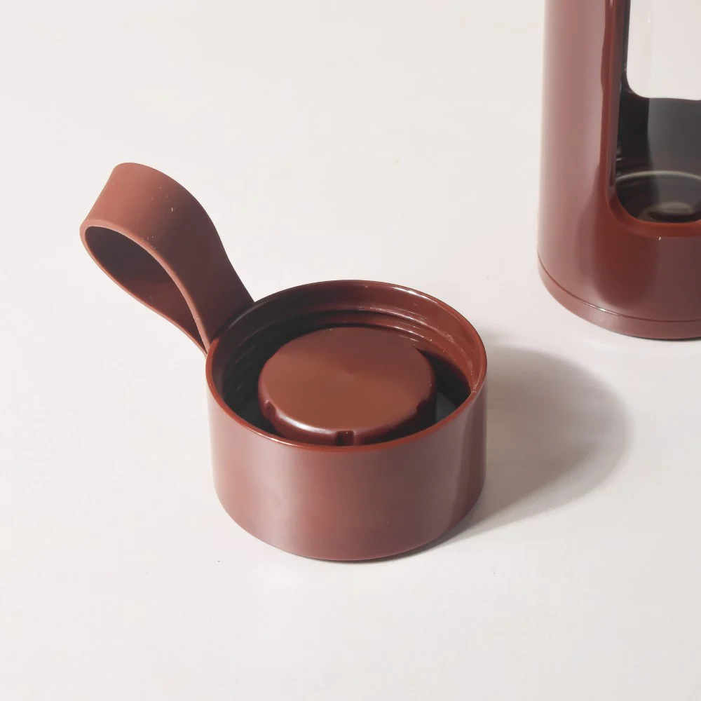 Borosilicate Glass Flask With Strainer Brown 500ml - Image 6