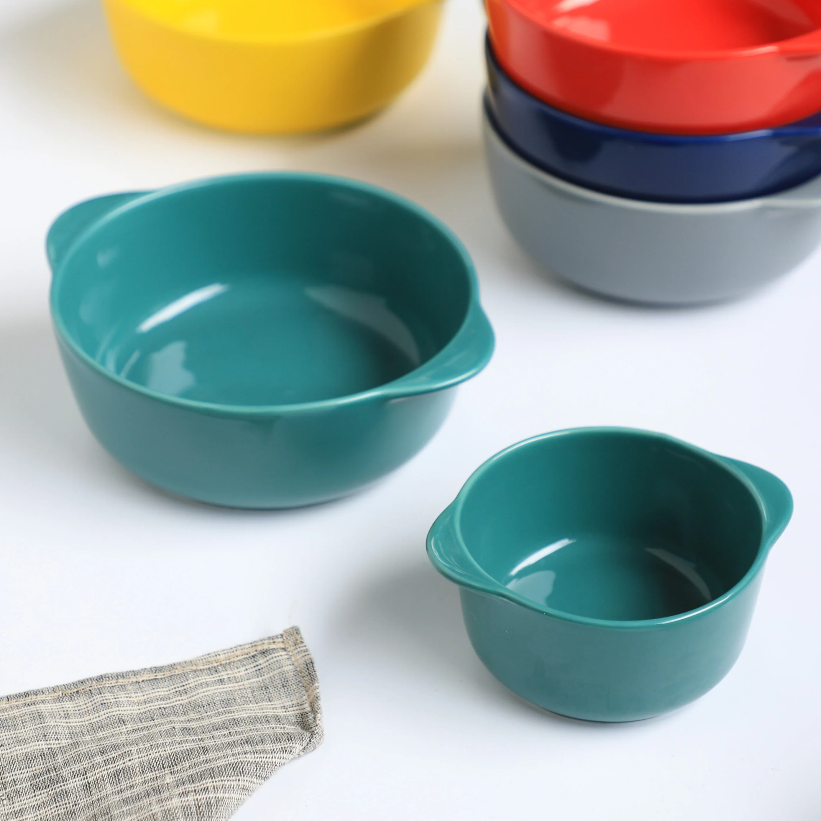 Bowl For Baking Green Large 650ml - Image 3