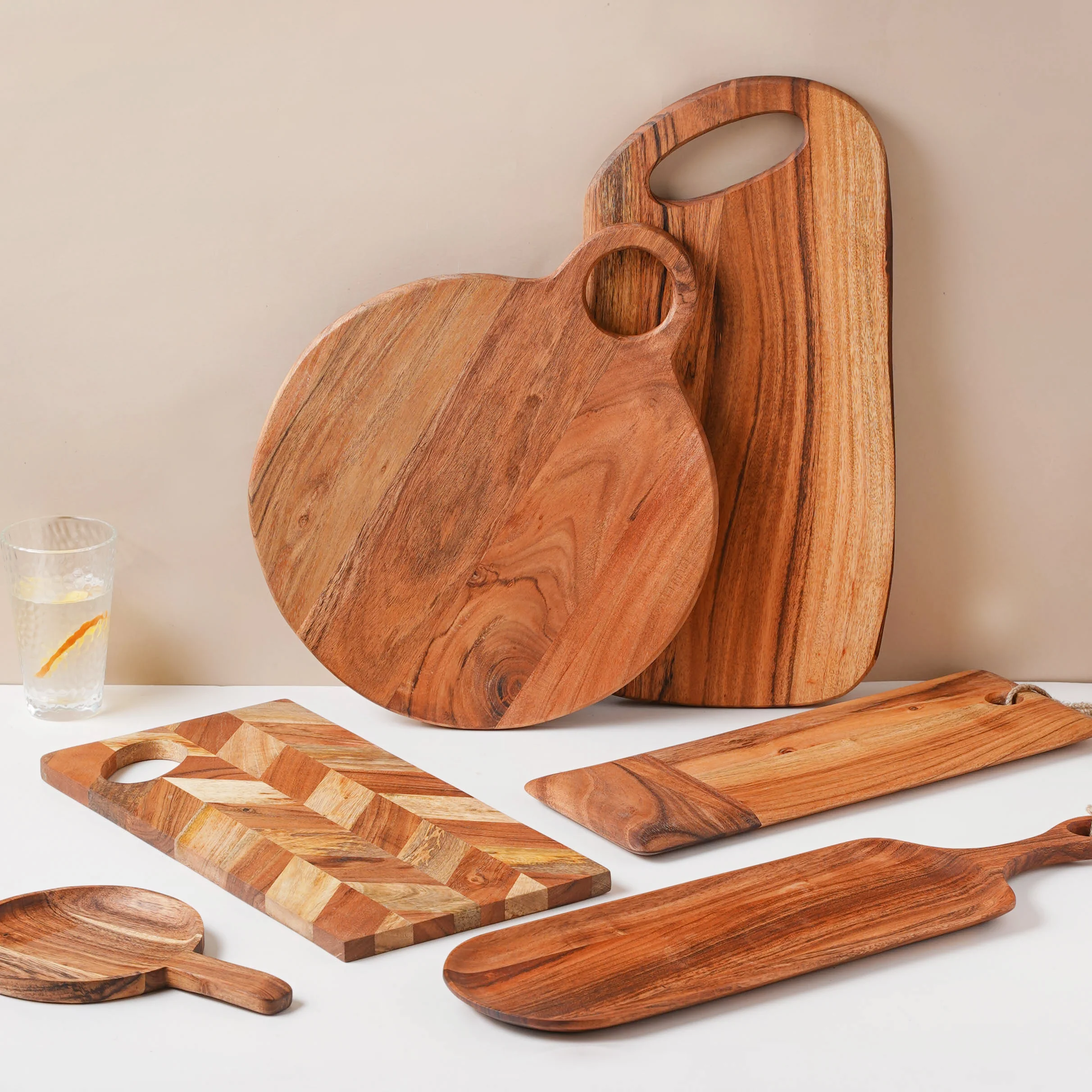 Bread Board Long Wooden With Handle 19 Inch - Image 7