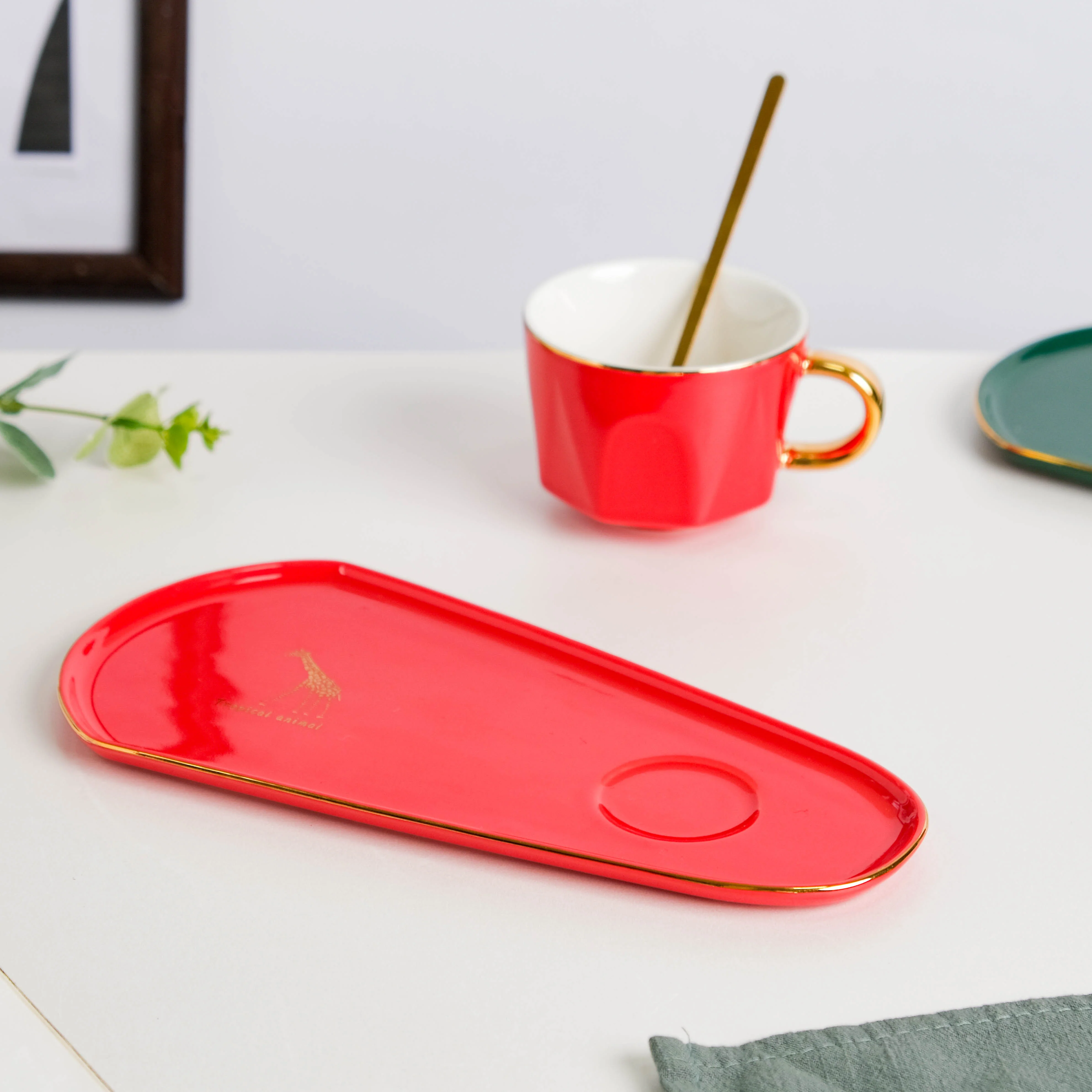 Brewtiful Glazed Ceramic Cup and Tray Set Red 150 ml - Image 5