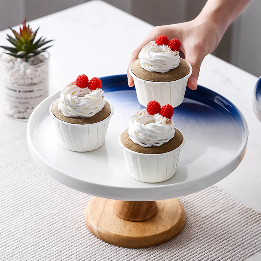 Cake Stand Blue And White 11 Inch - Image 3