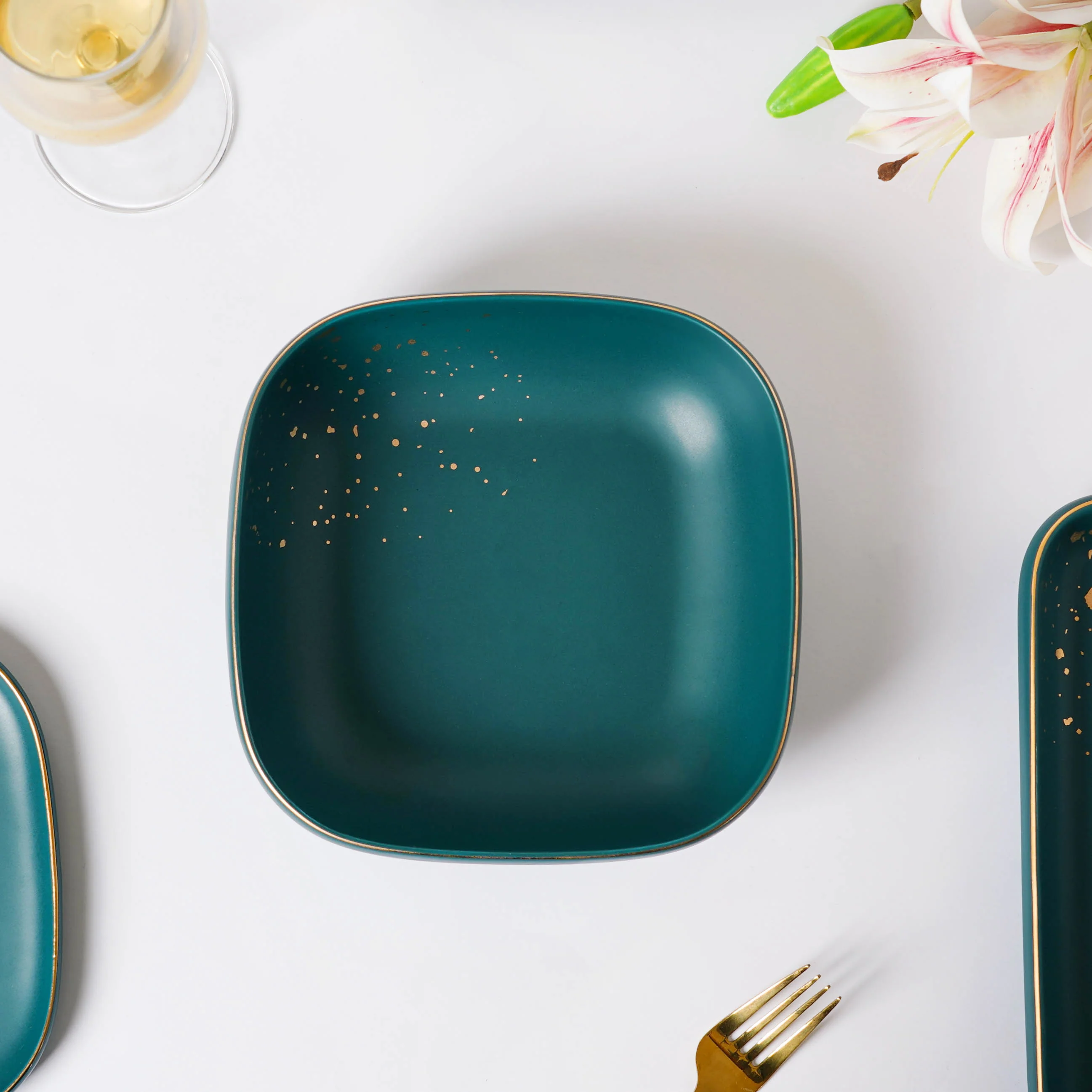CARA Green 21 Piece Dinnerware Set For 6 - Image 10