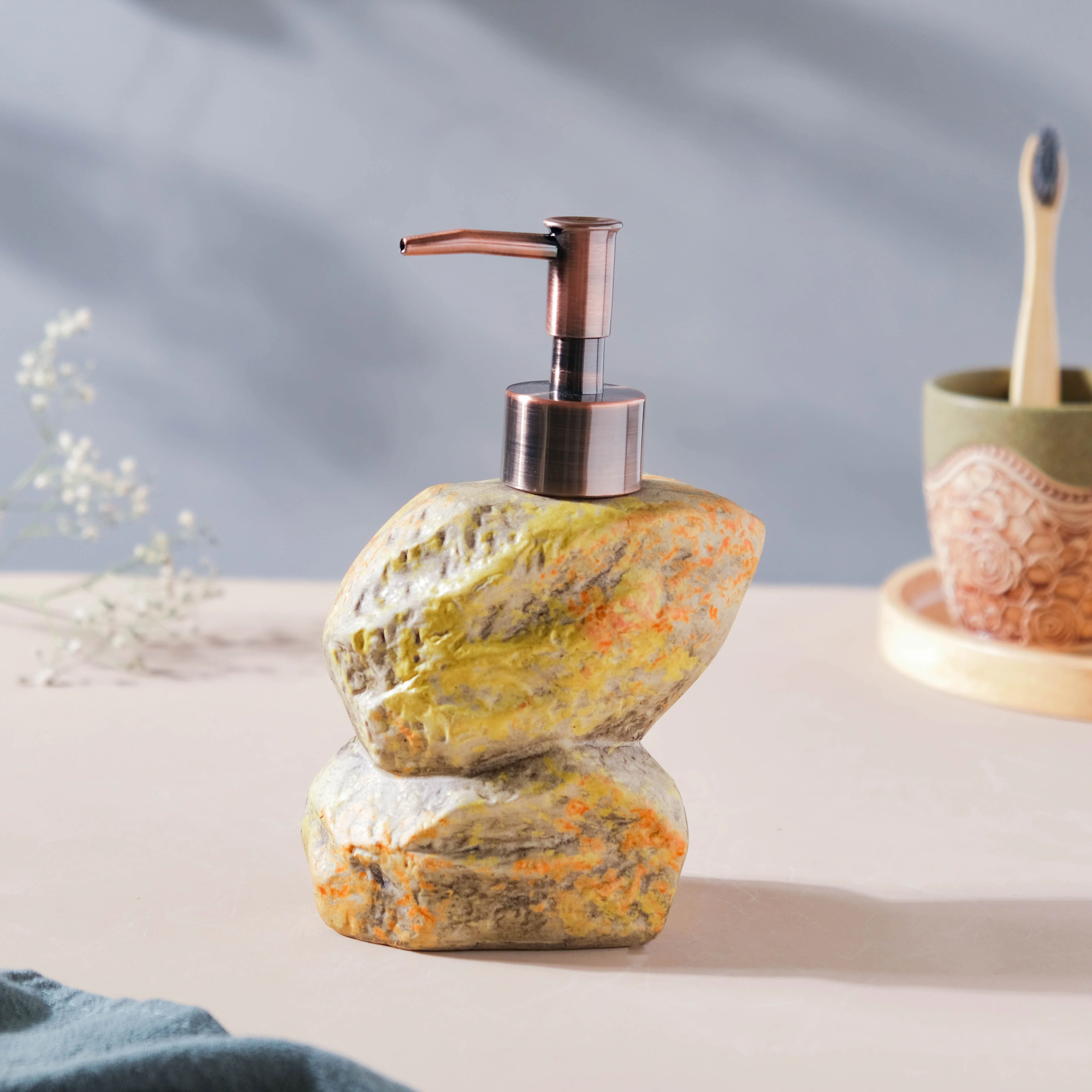 Carnelia Stone Ceramic Dispenser With Nozzle 400ml - Image 3