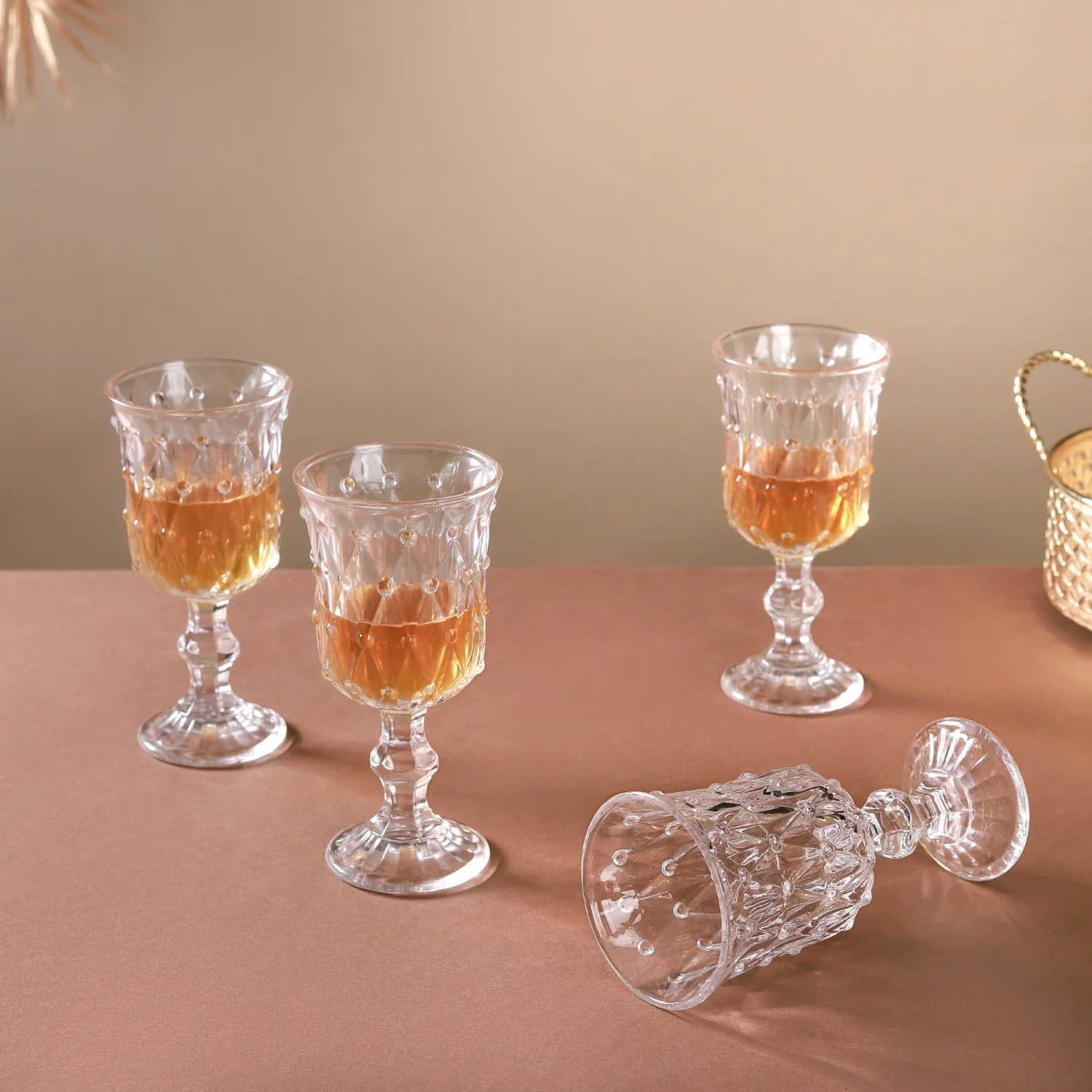 Celebrations Tray Glassware Gift Hamper Set Of 4 - Image 4