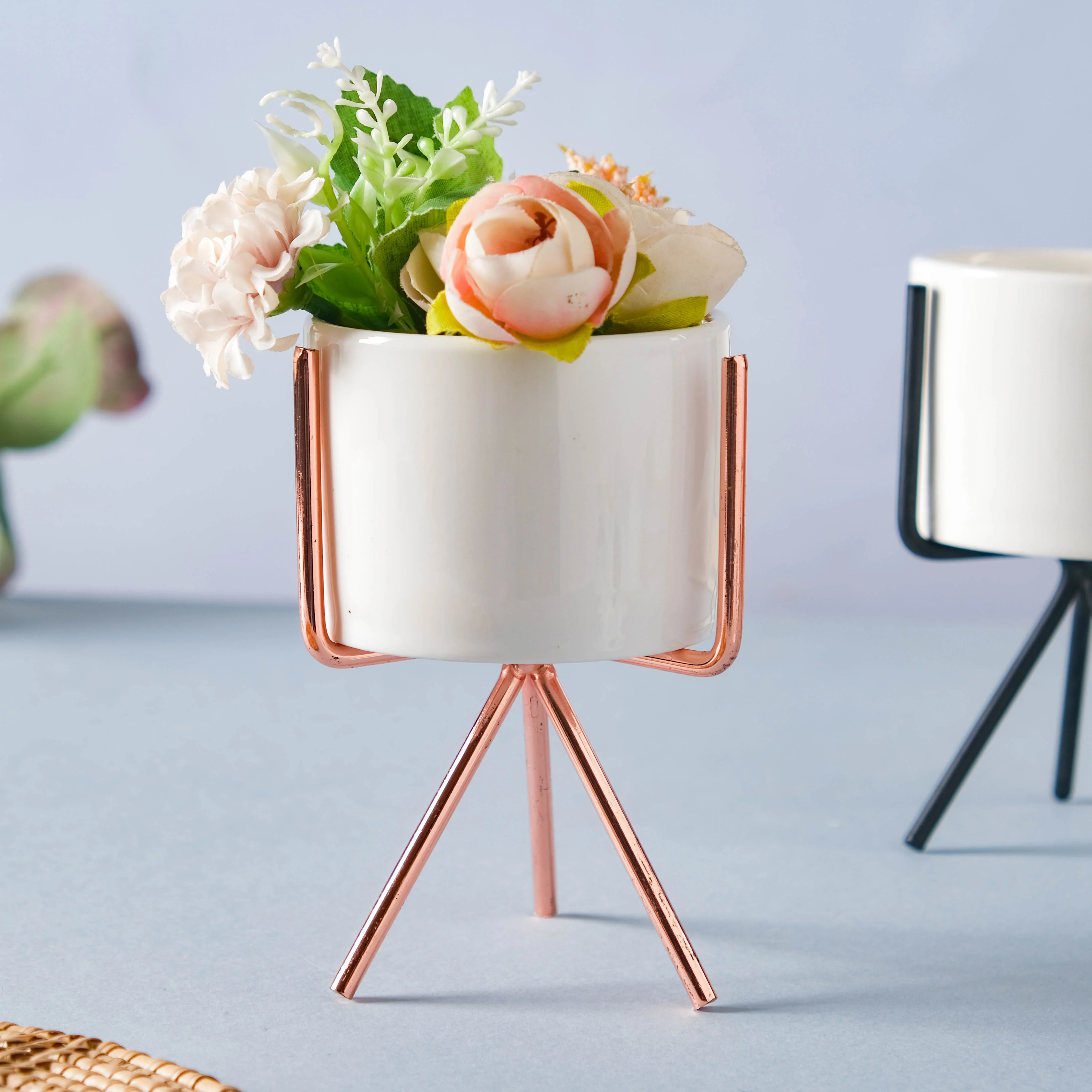 Ceramic Flower Pot with Metal Stand - Image 4
