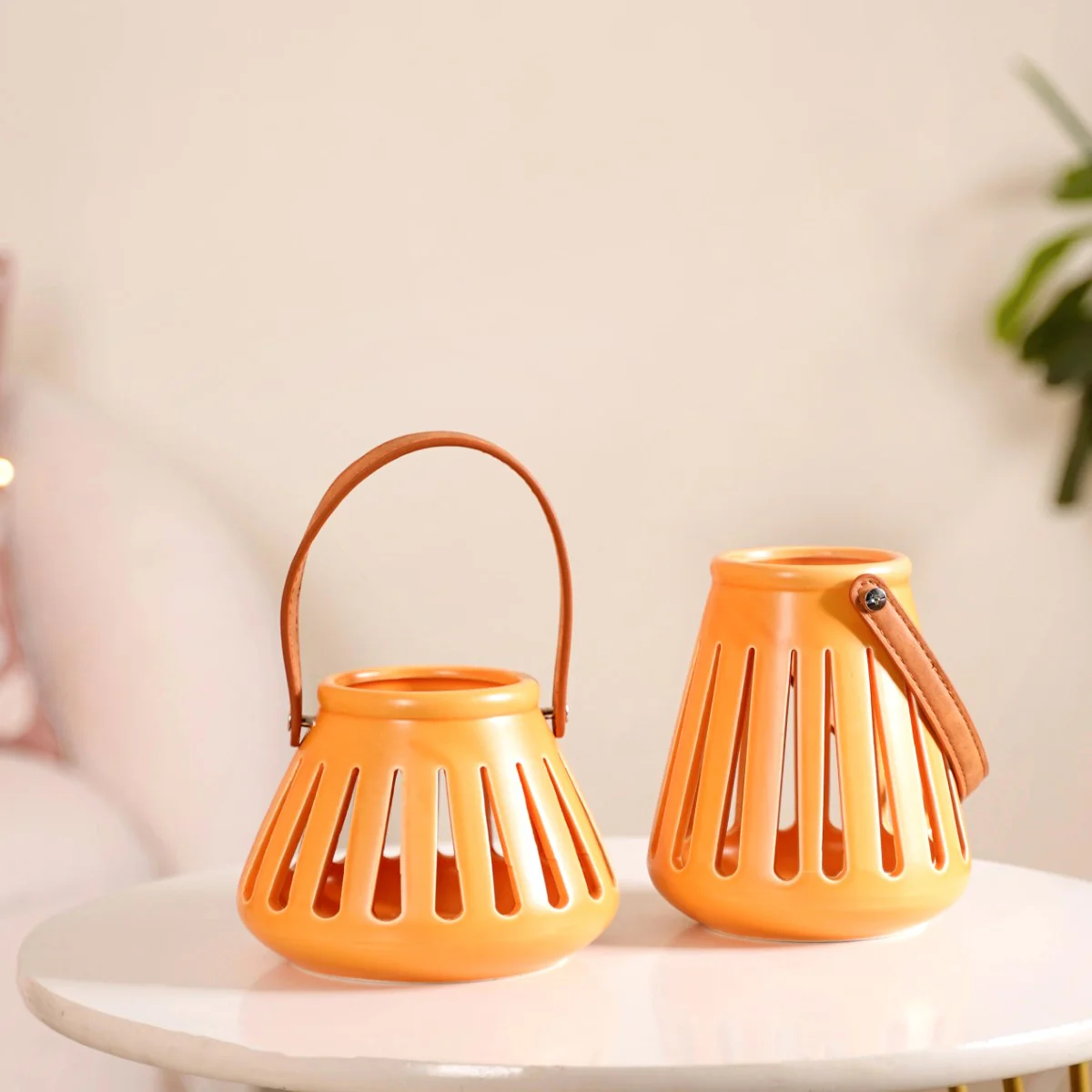 Ceramic Lantern With Handle Set of 2 - Image 4
