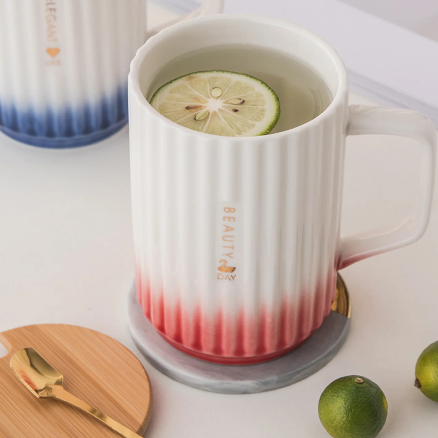 Ceramic Mug with Lid and Spoon - Image 6
