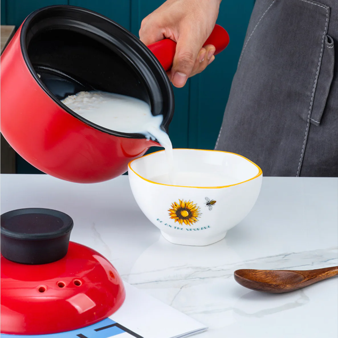 Ceramic Pot With Lid And Handle - Image 6