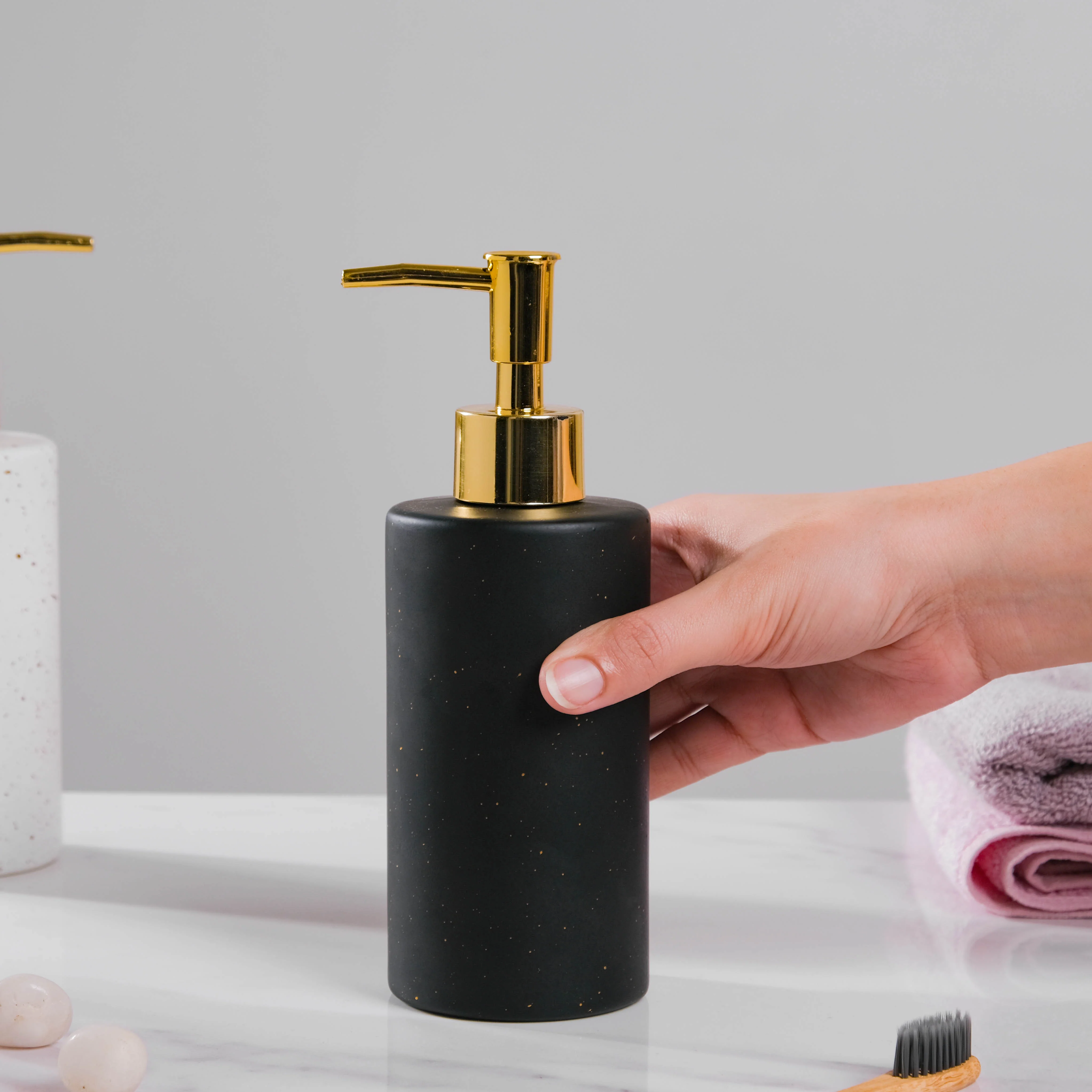 Chimera Black Ceramic Dispenser With Nozzle - Image 2