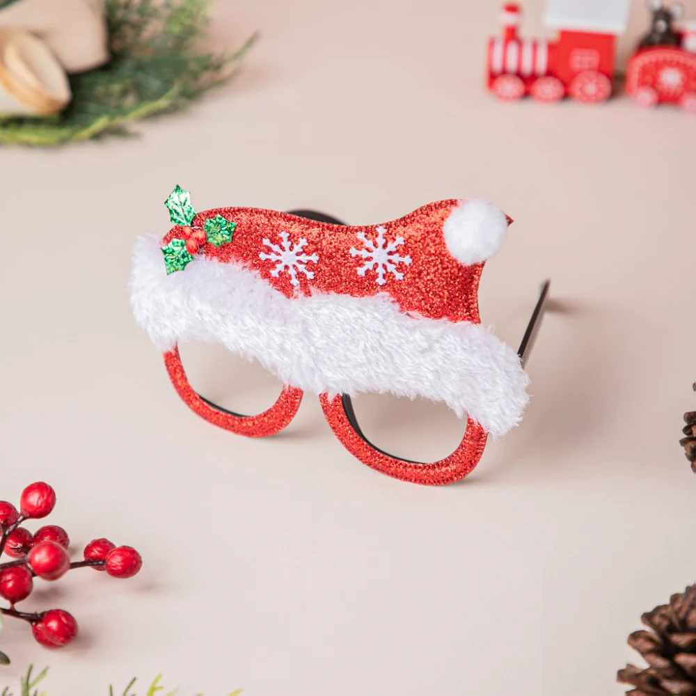 Christmas Cap Glasses Set of 5 - Image 4