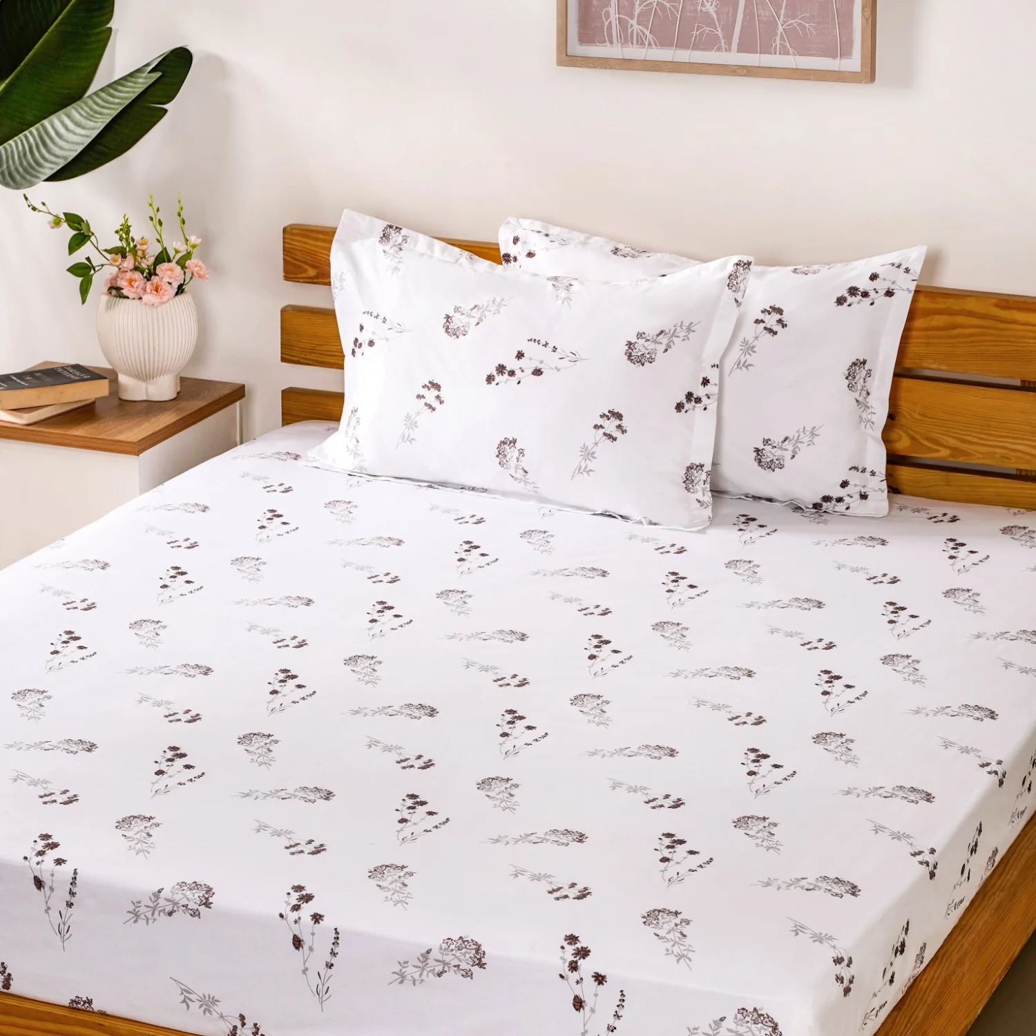 Chrysanthemum 180 TC Pure Cotton Bedsheet And Pillowcase Set Green King Size 275x275 cm - Image 7