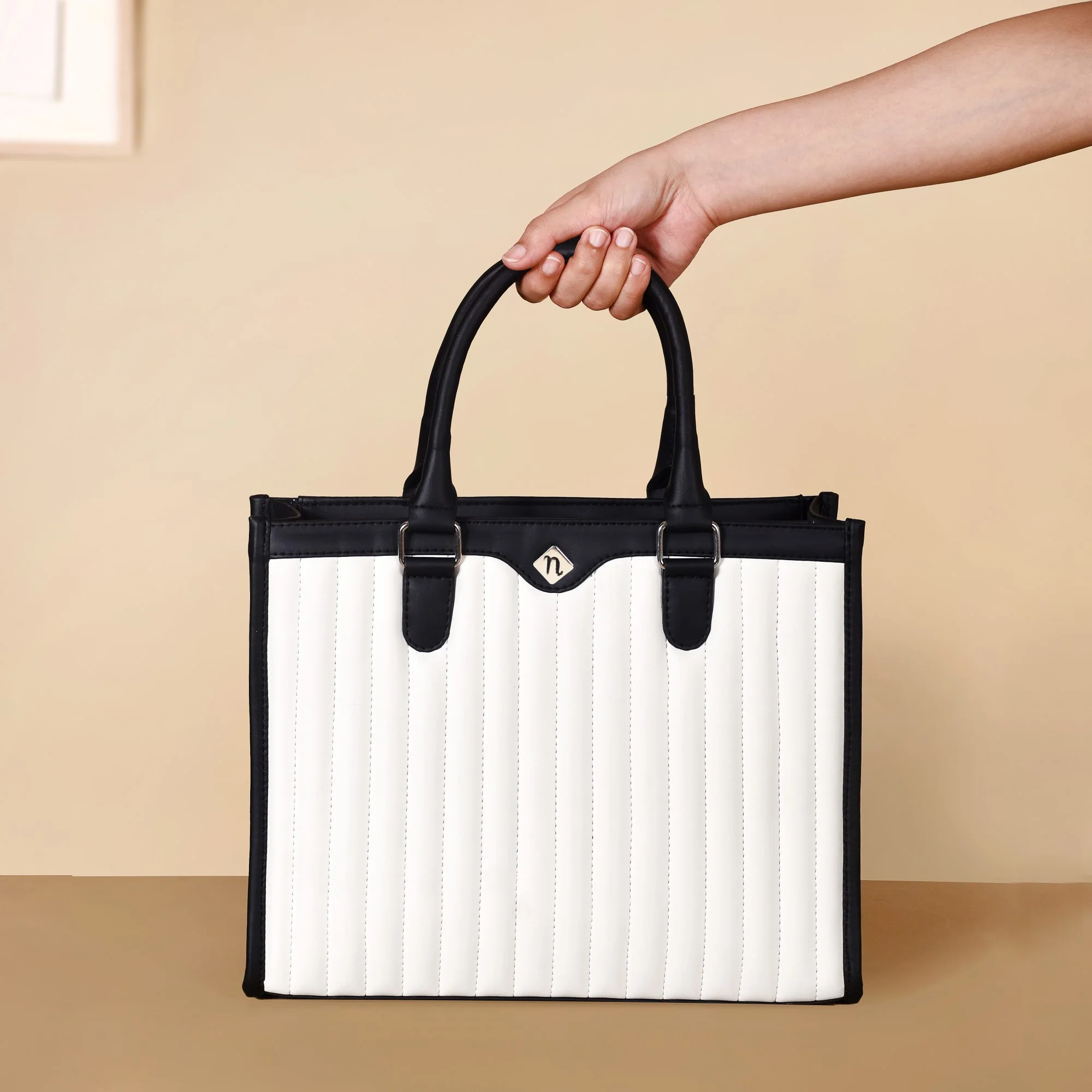 Classic Chic Black And White Tote Bag With Sling - Image 16