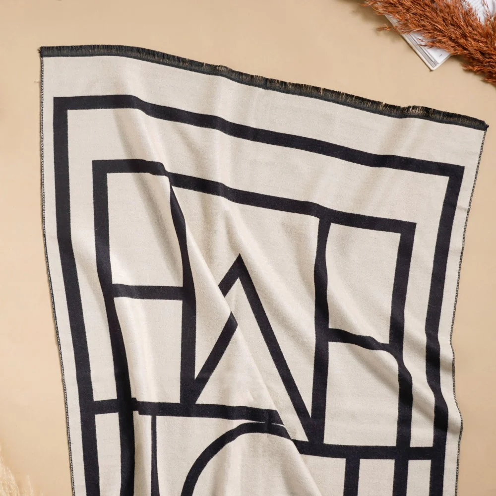 Classic Designer Scarf - Image 4