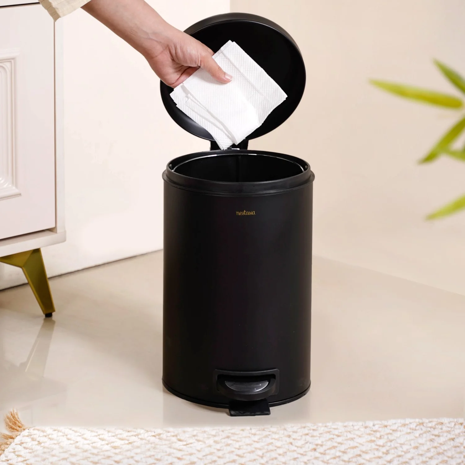 Clean Curve Metal Dustbin With Removable Bucket Black 7000ml - Image 2
