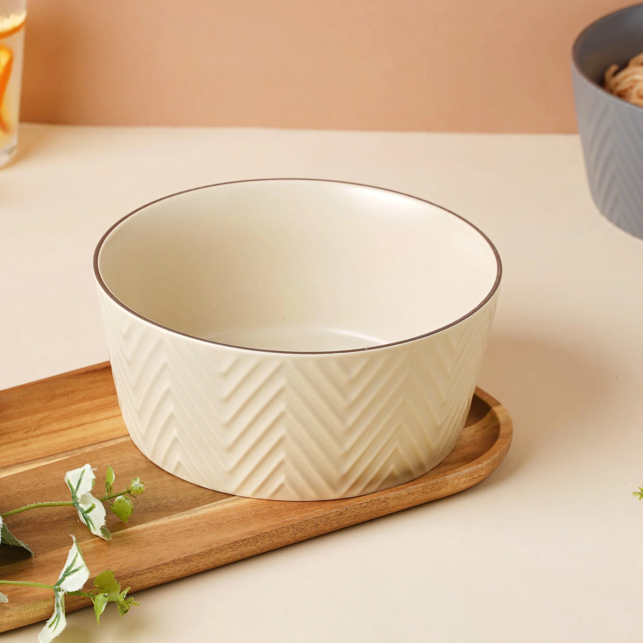 Crème De La Crème Serving Bowl - Image 5