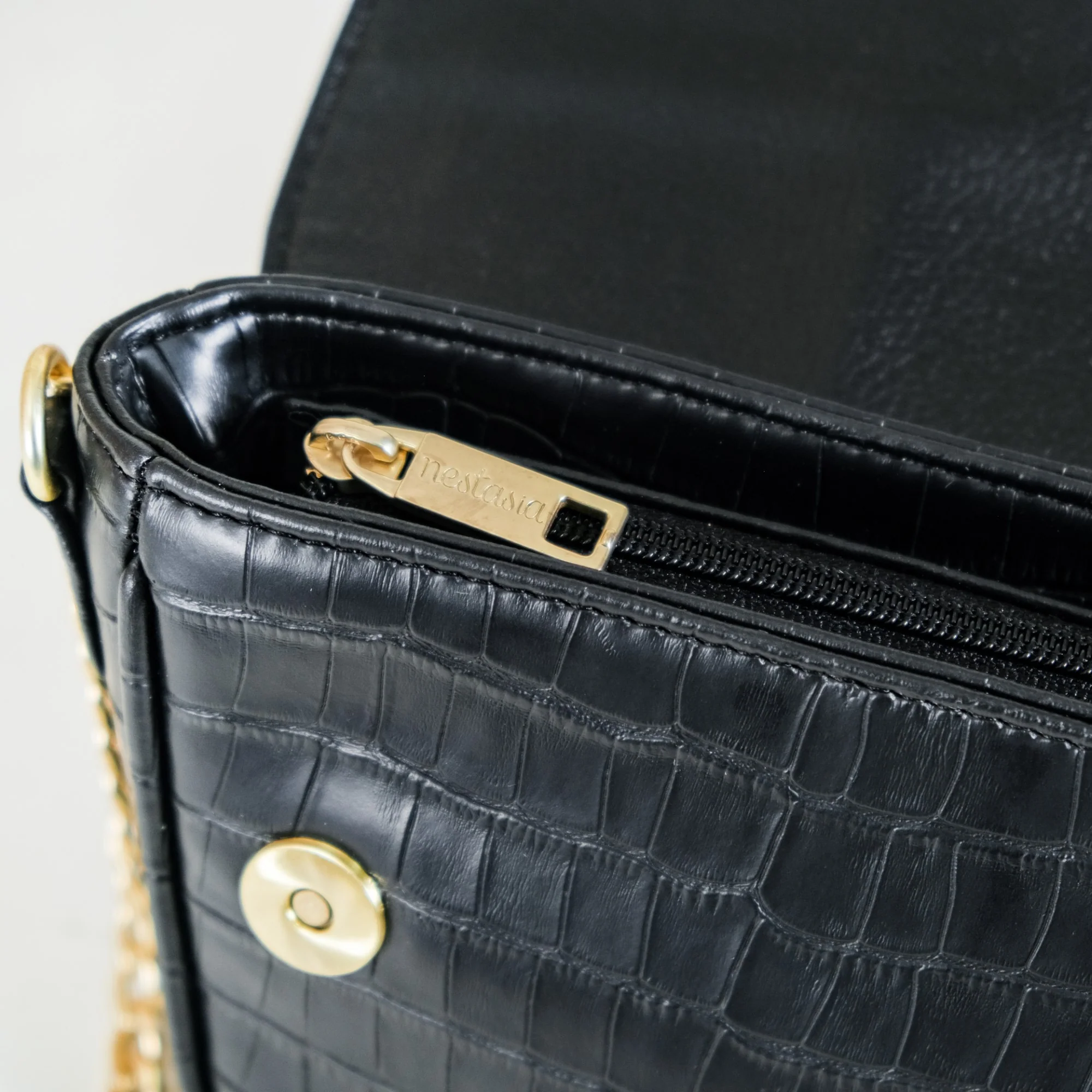 Croco Go-To Outing Bag Black - Image 13