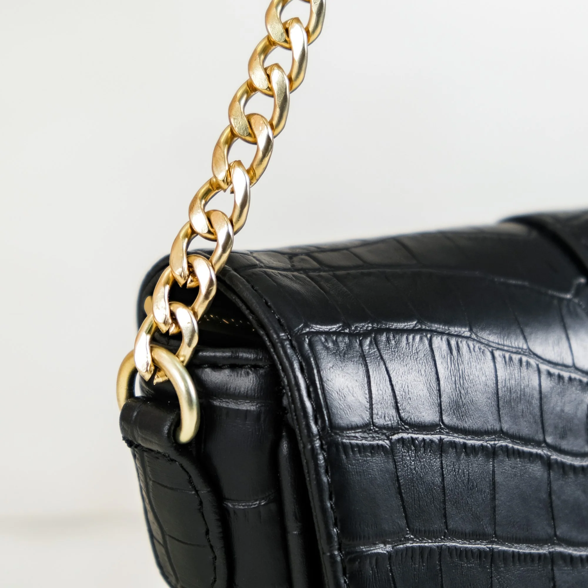 Croco Go-To Outing Bag Black - Image 14