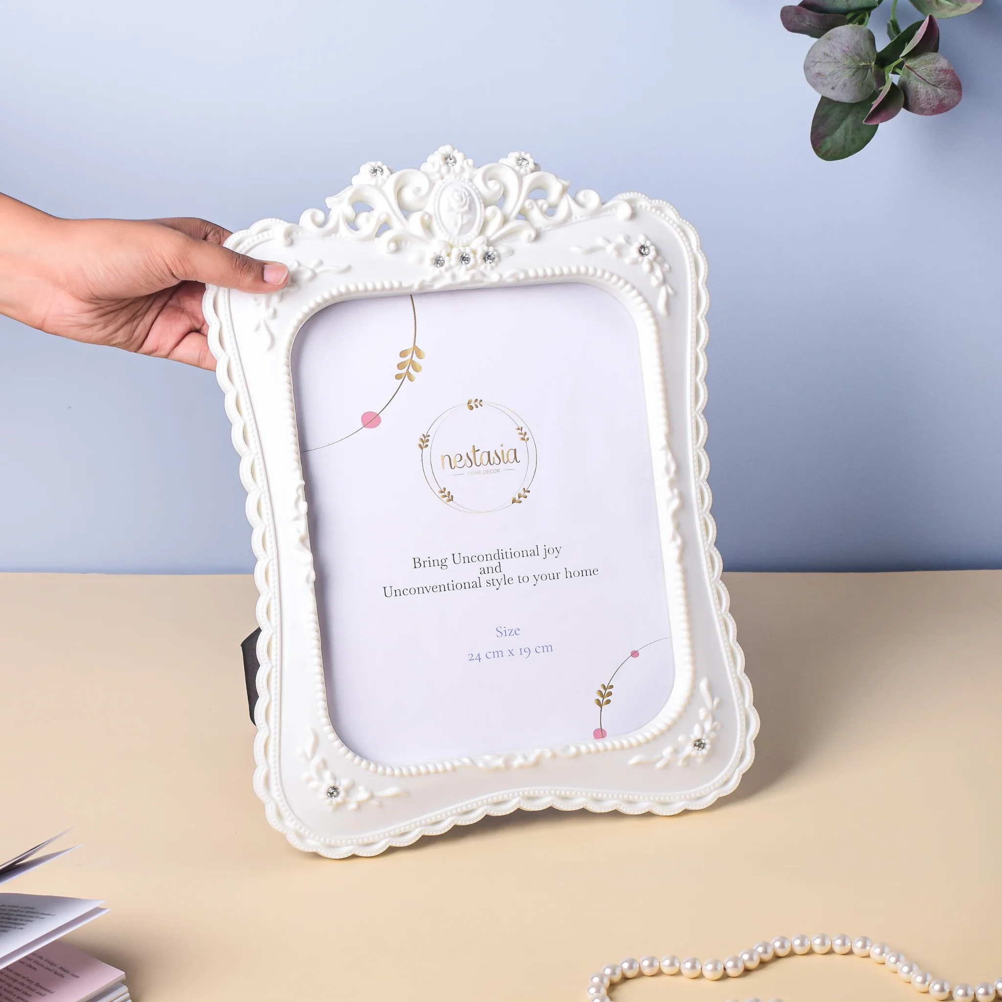 Crowned White Large Photo Frame - Image 2