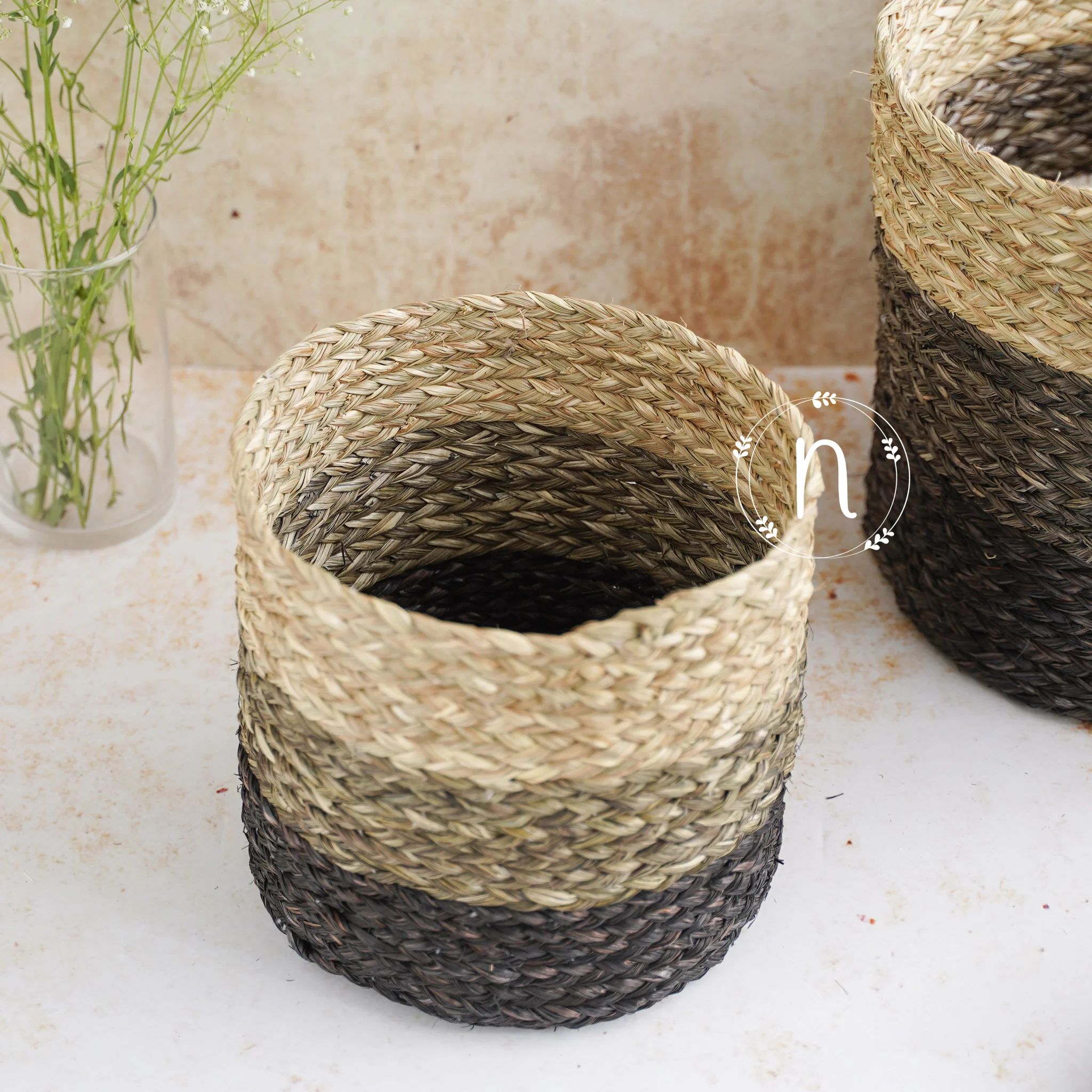Eco-Friendly Planter Baskets Brown Set of 2 - Image 6