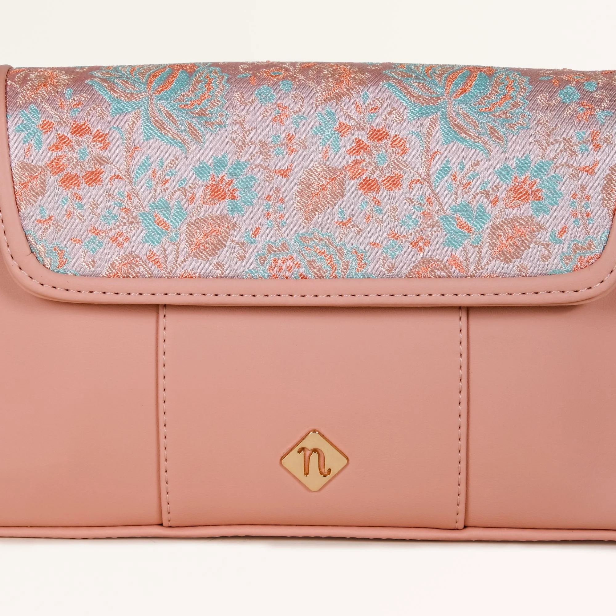 Eden Sling Bag Pink - Image 8