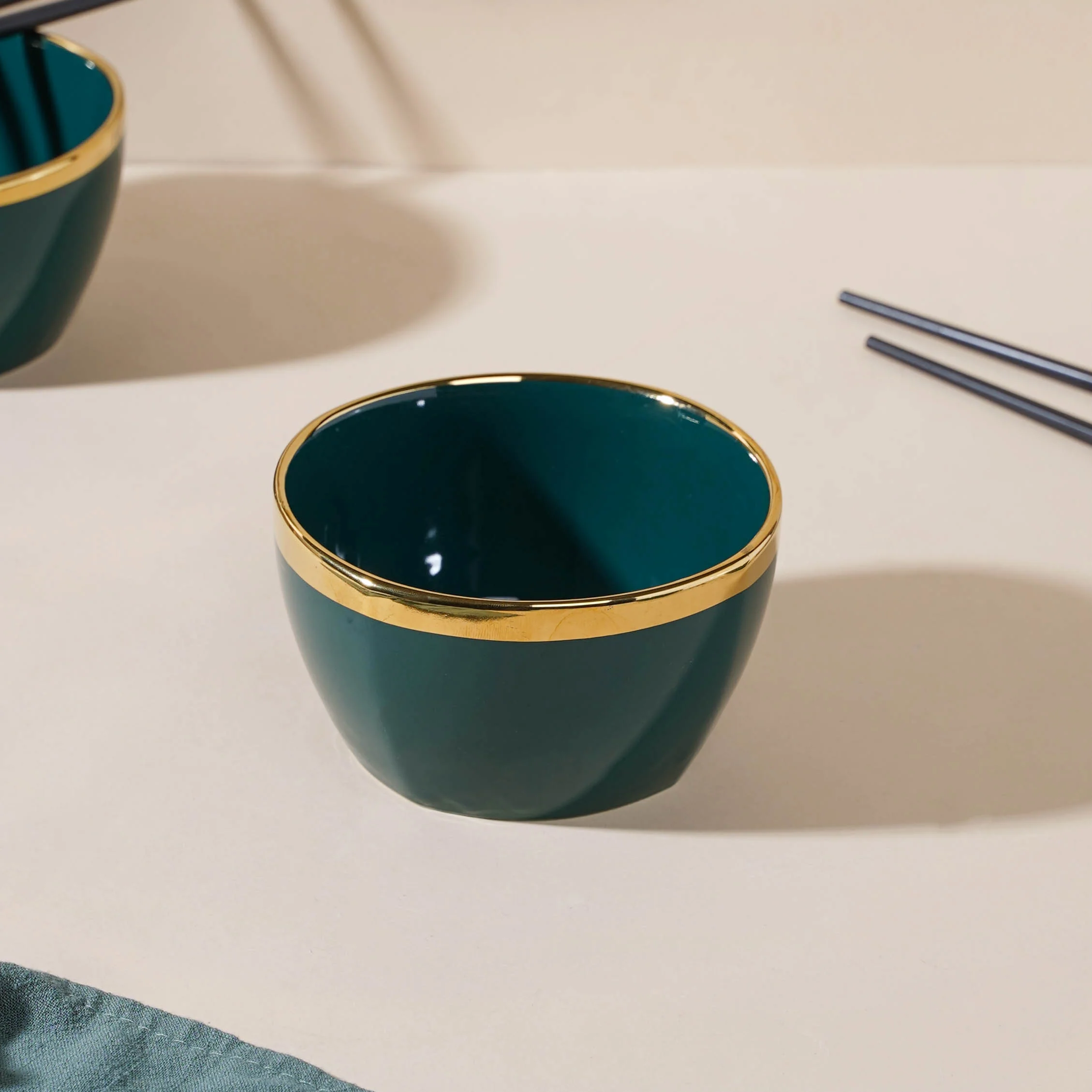 Emerald Snack Bowl Set Of 4 With Chopsticks And Soup Spoons - Image 10