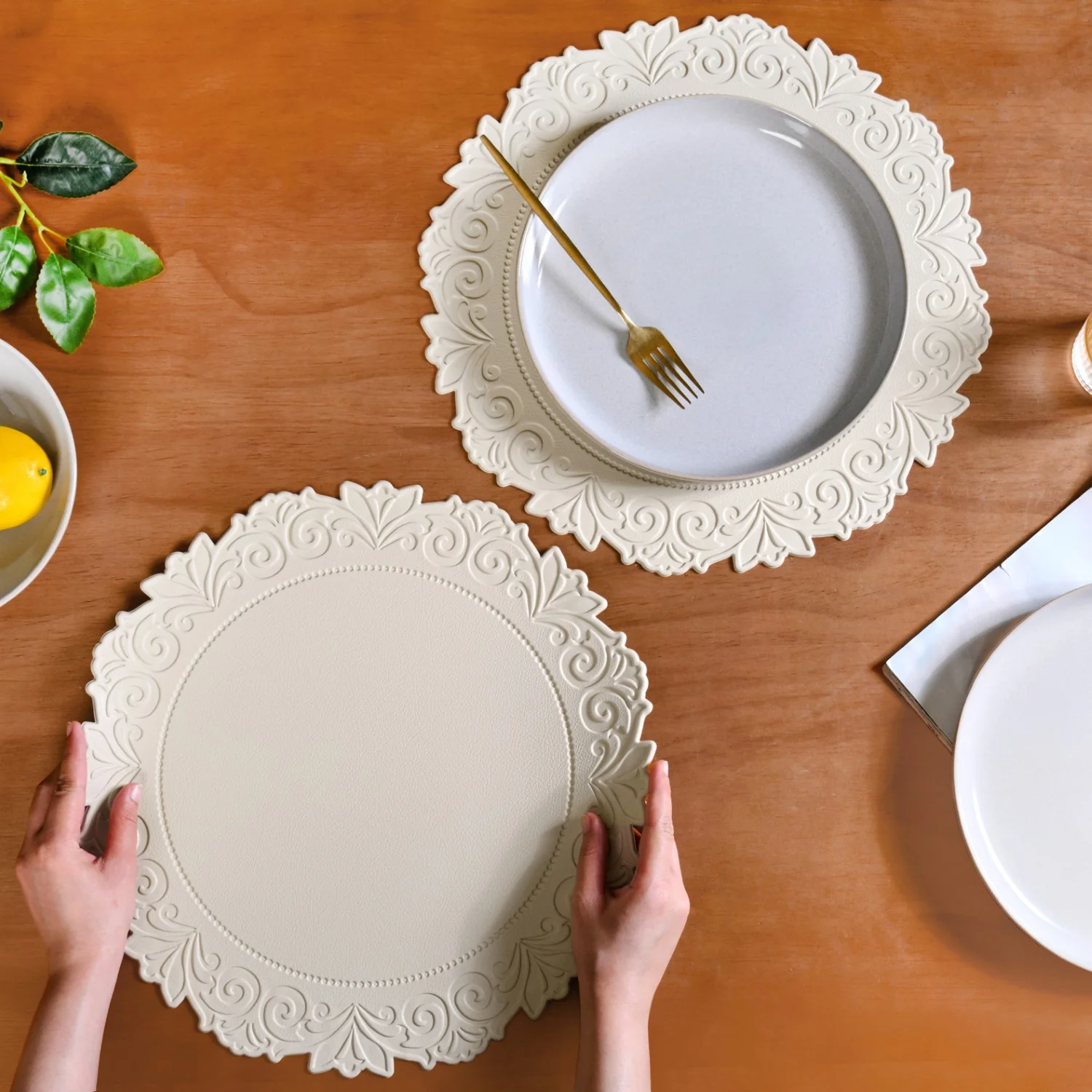 Embossed White Round Placemat Set Of 6 - Image 2